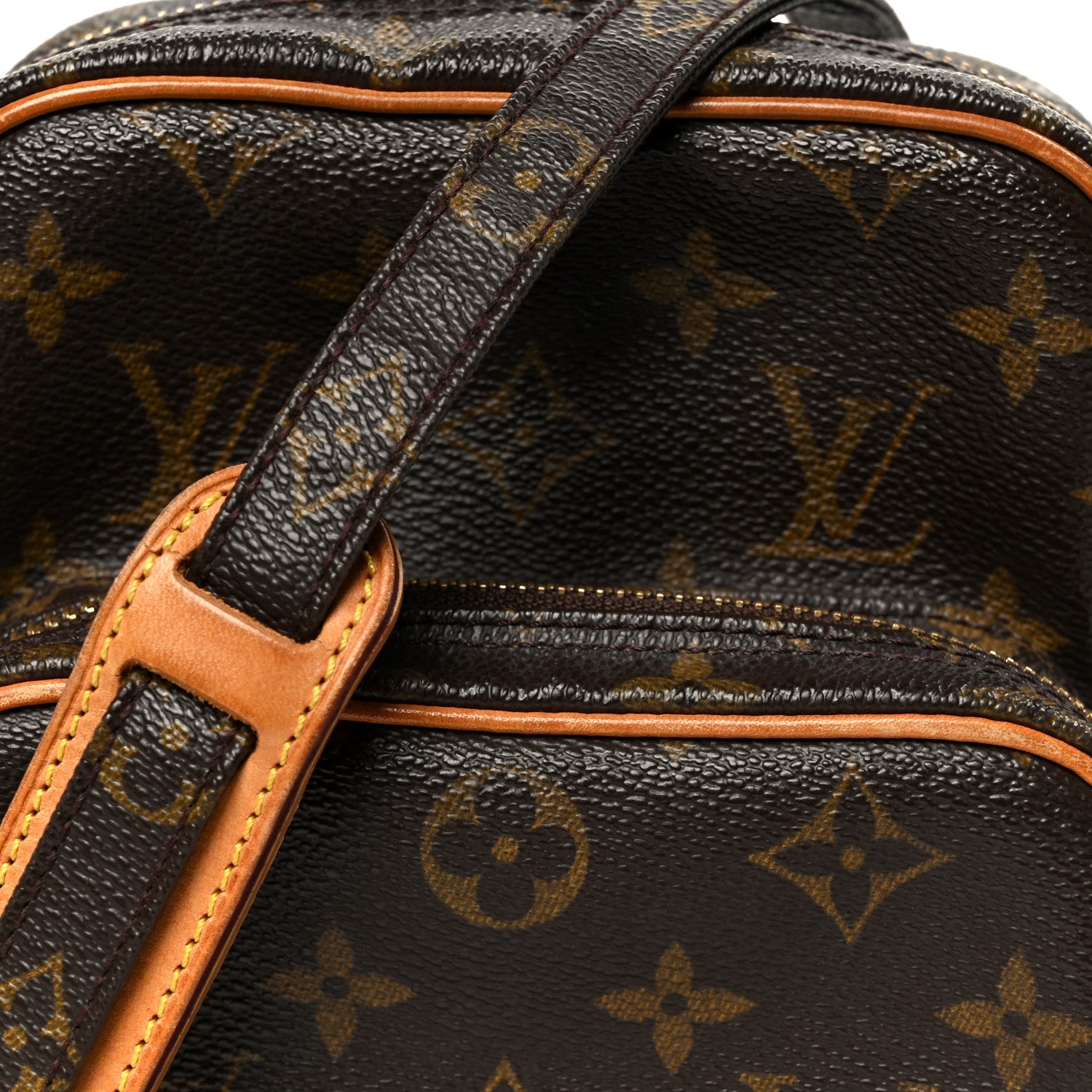 Monogram Amazone