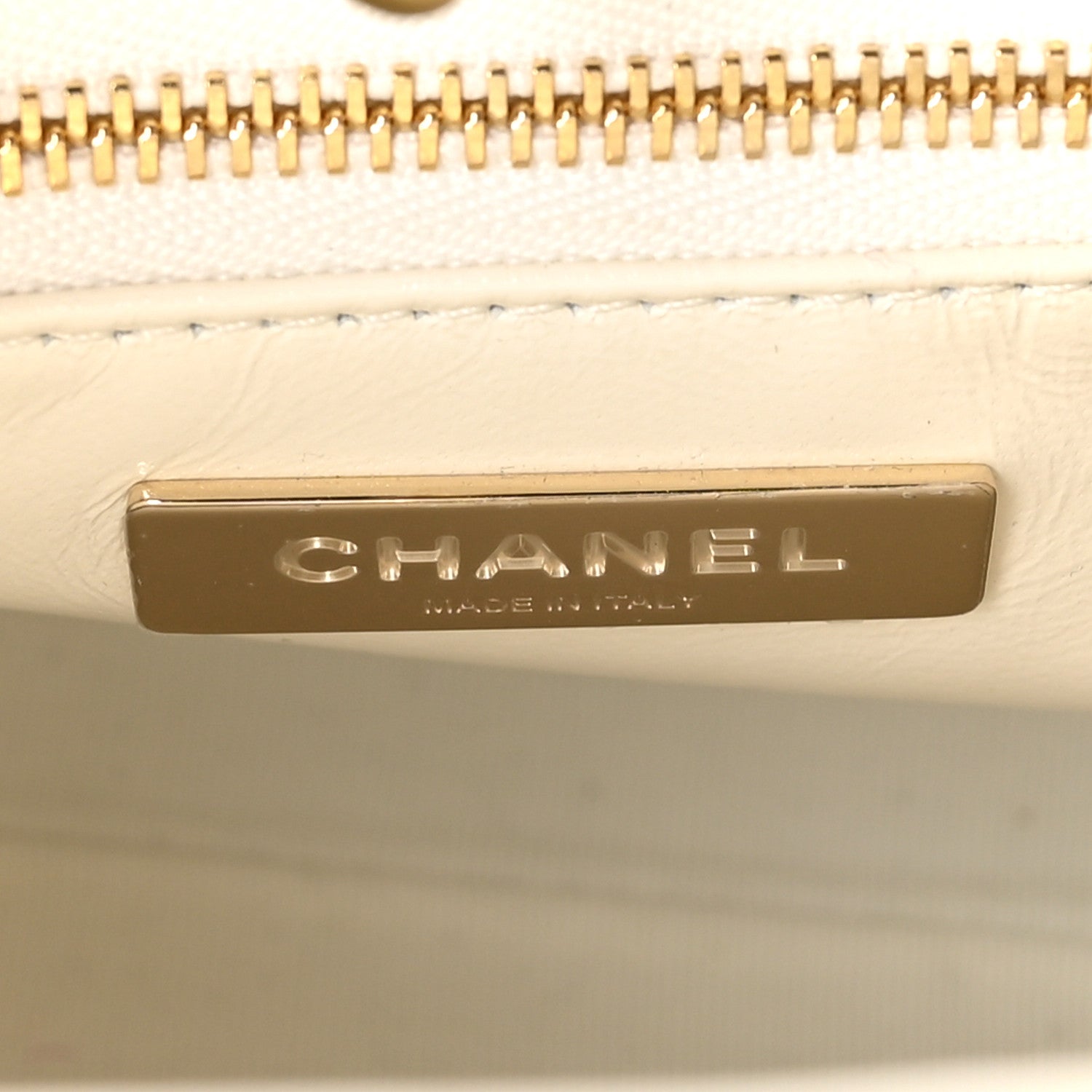 Shiny Lambskin Quilted Mini 31 Shopping Bag White