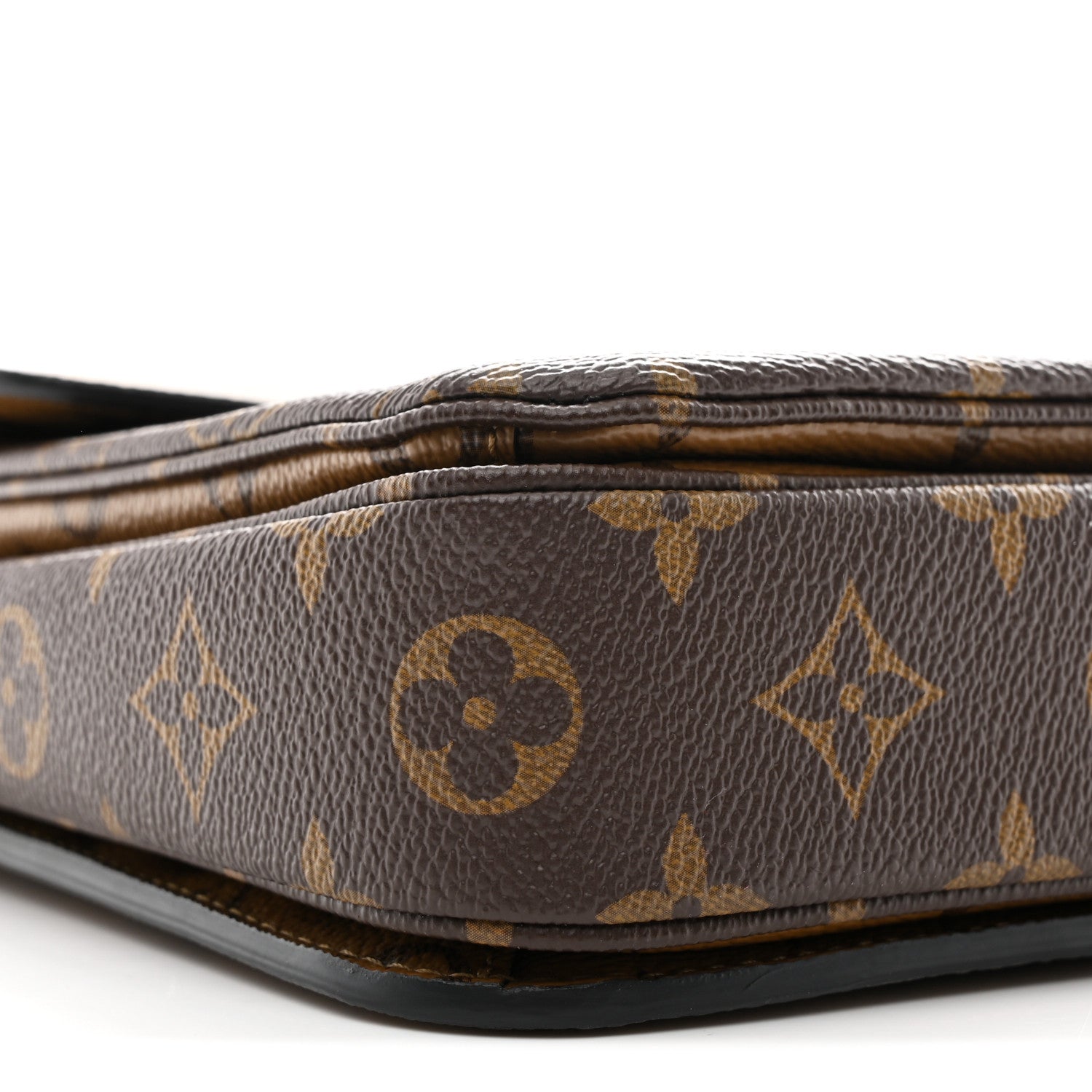 Reverse Monogram Pochette Metis