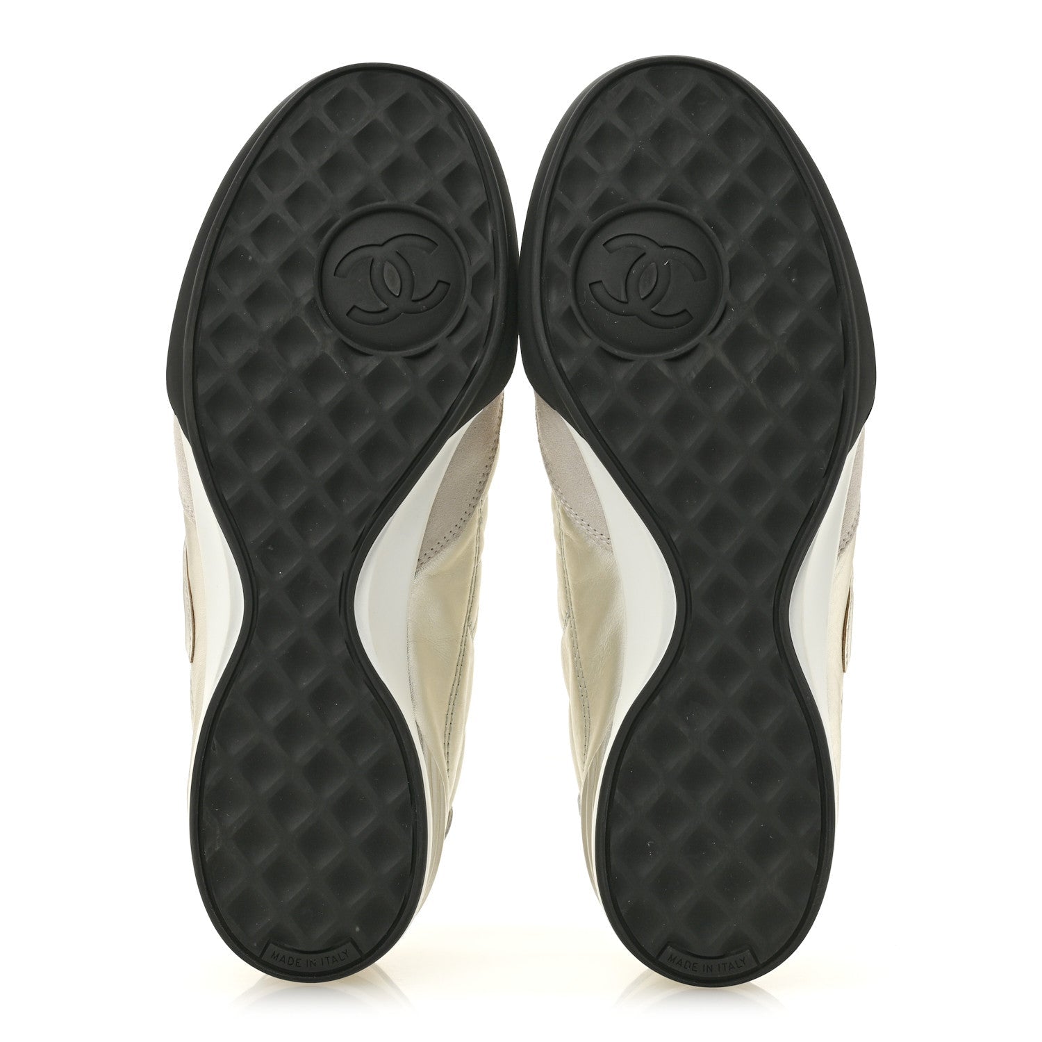 Laminated Calfskin Suede Quilted Womens CC Sneakers 39 Silver White Gray
