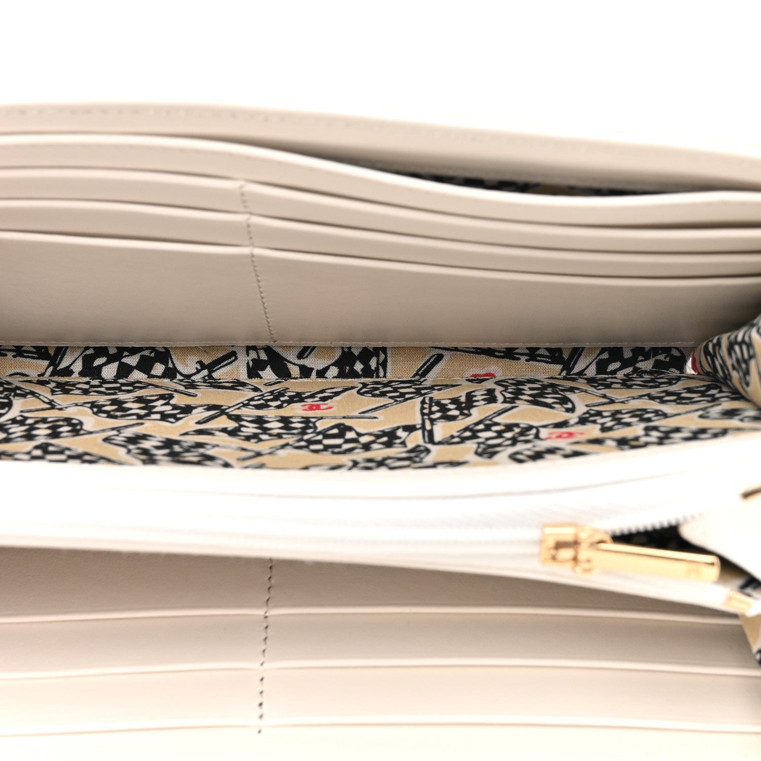Caviar Quilted Striated CC Large Gusset Flap Wallet White