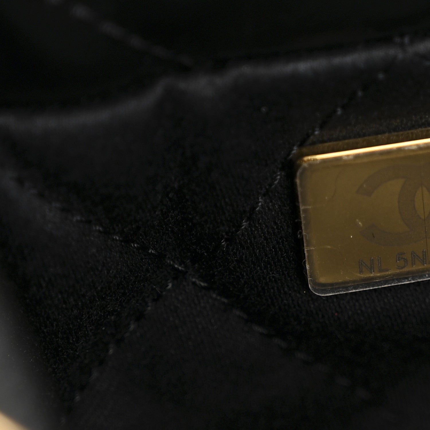 Shiny Calfskin Quilted Mini Chanel 22 Black