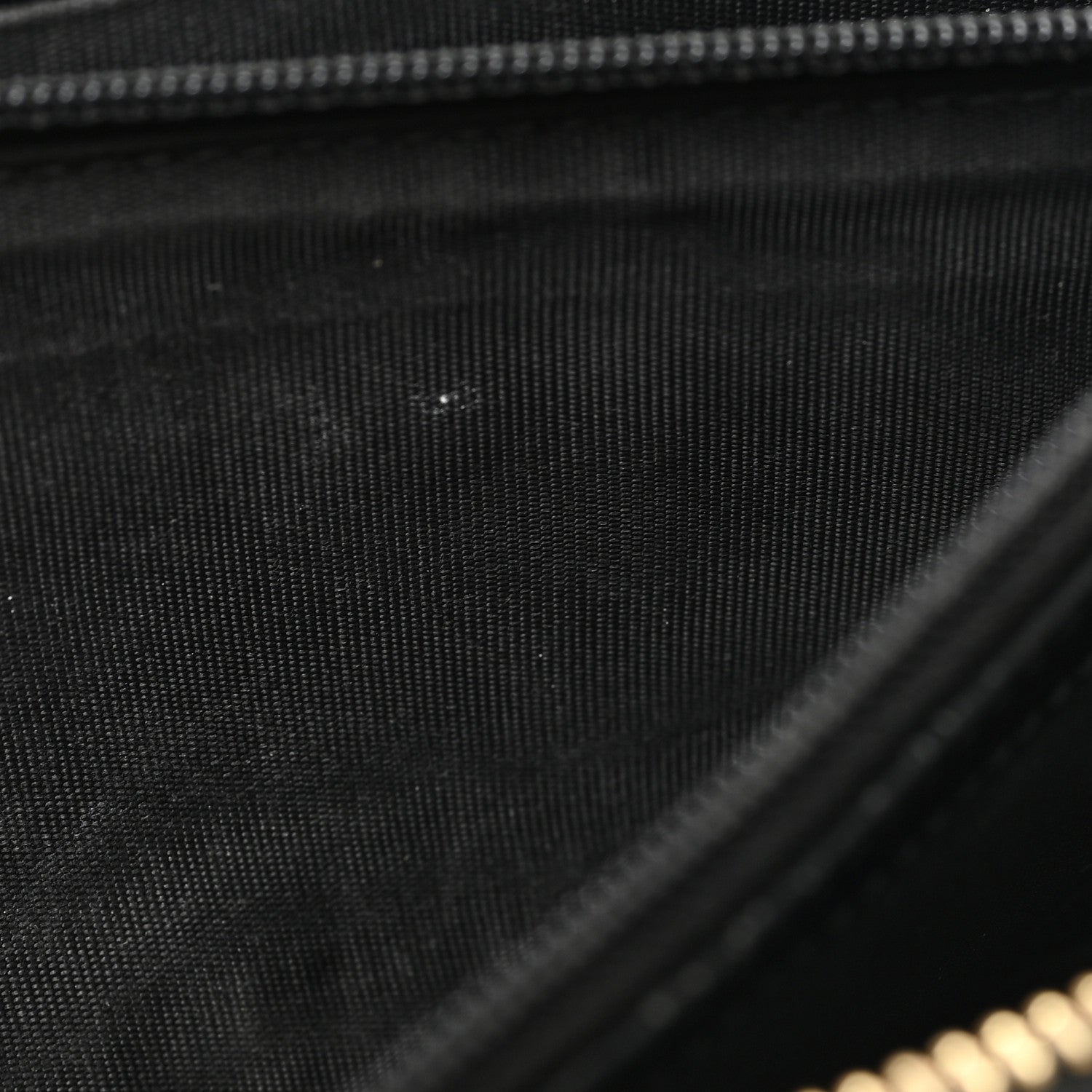 Dollar Calfskin GG Marmont Zip Around Wallet Black