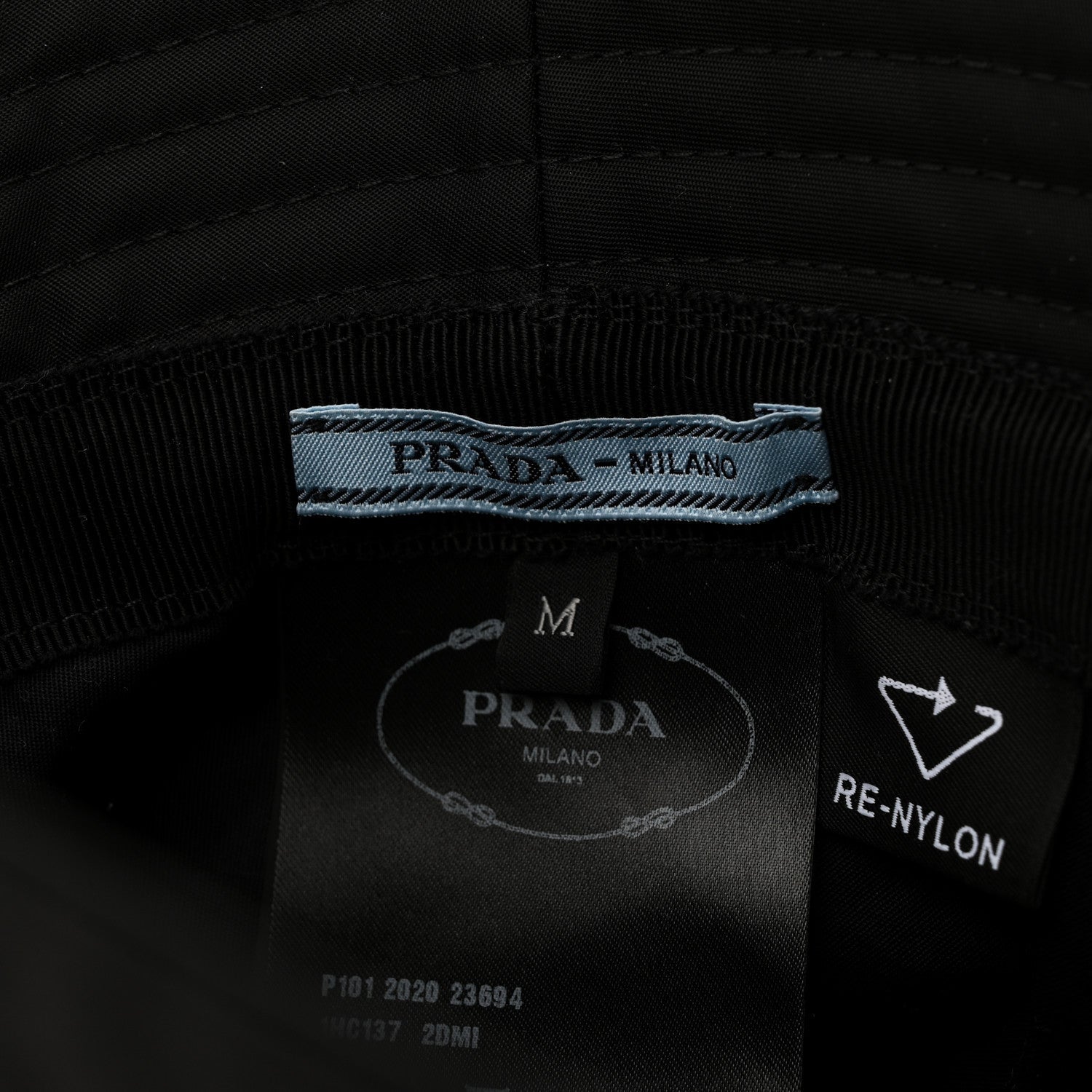 Re-Nylon Metal Triangle Logo Womens Bucket Hat M Black