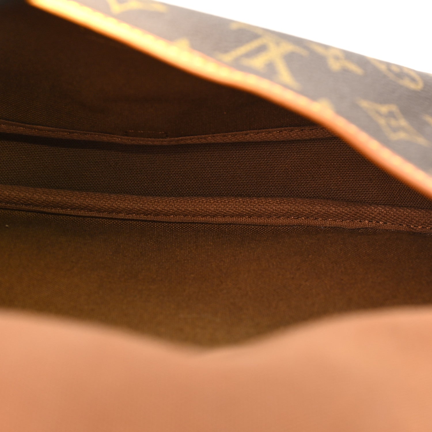 Monogram Saumur 30