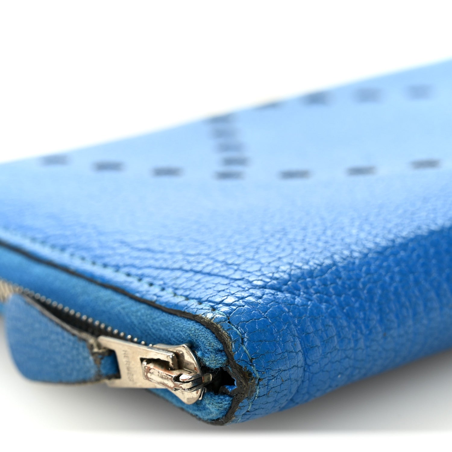 Chevre Mysore Evelyne Long Wallet Bleu Hydra
