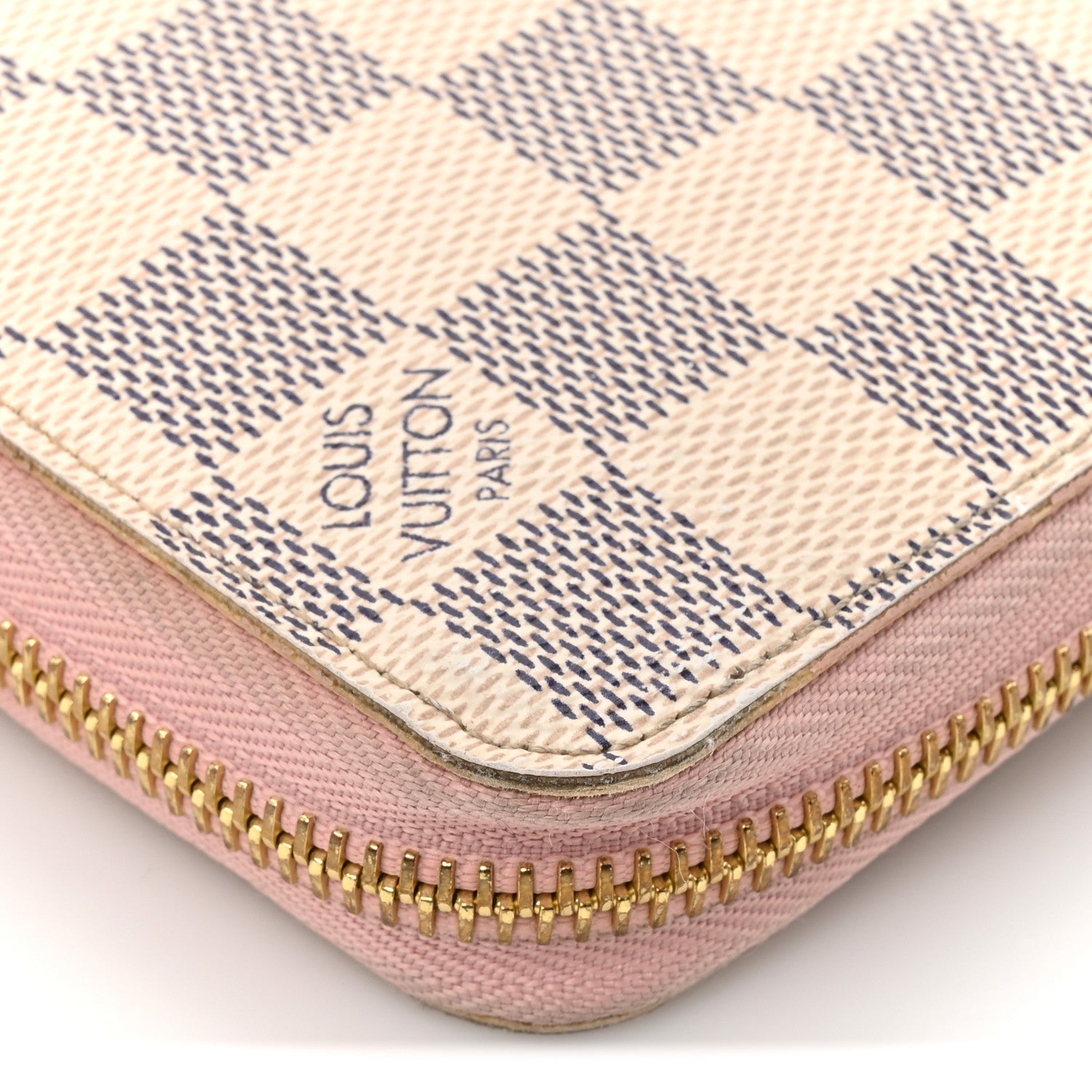 Damier Azur Zippy Wallet Rose Ballerine