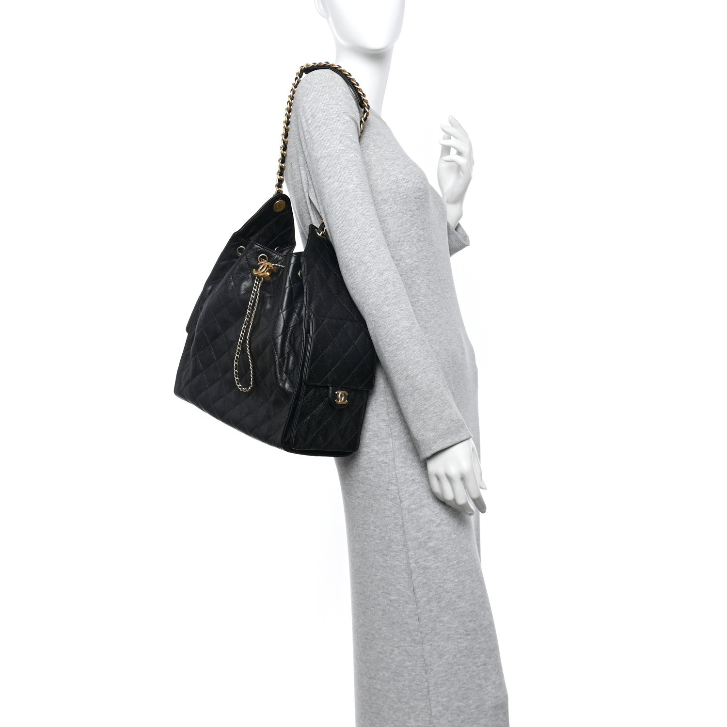 Caviar Quilted Medium Chanel 25 Handbag Black