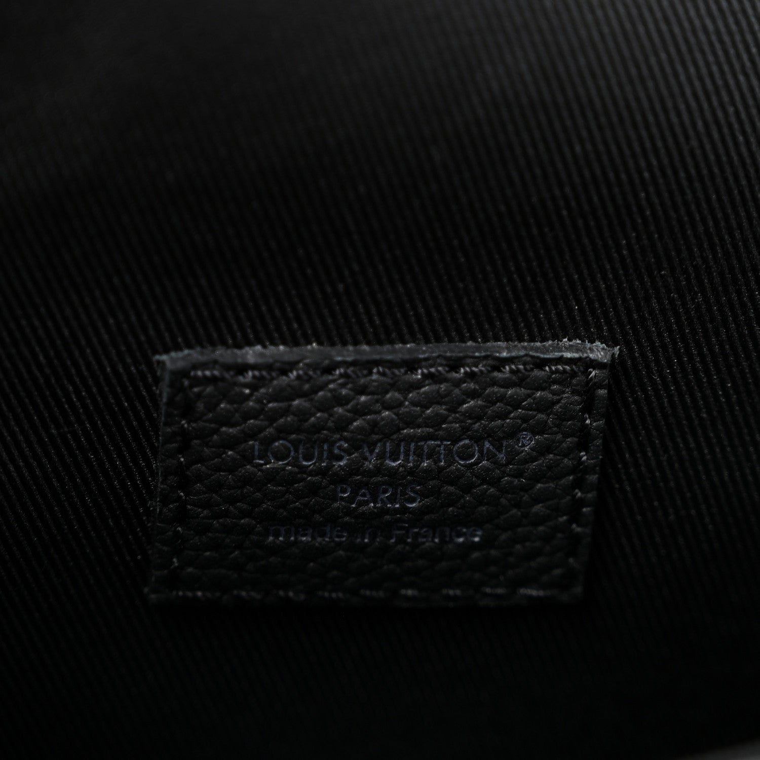 Damoflage Steamer Wearable Wallet Black
