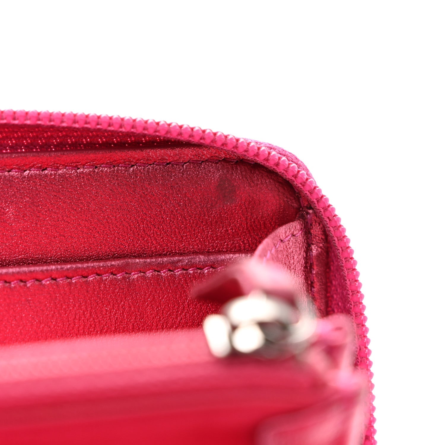 Metallic Patent Calfskin Quilted Boy L-Gusset Zip Wallet Pink