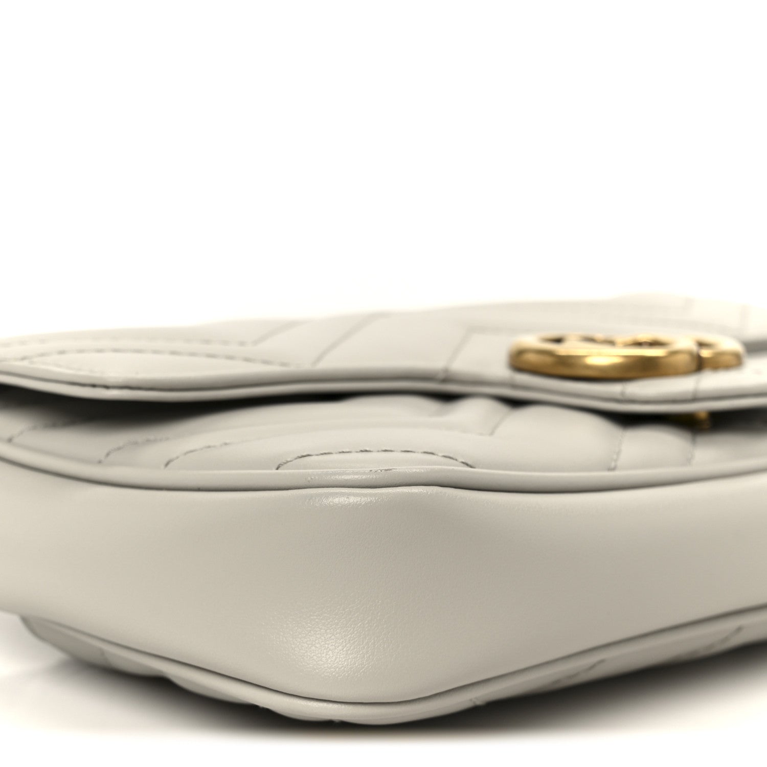 Calfskin Matelasse Mini GG Marmont Shoulder Bag With Card Holder White Light Grey