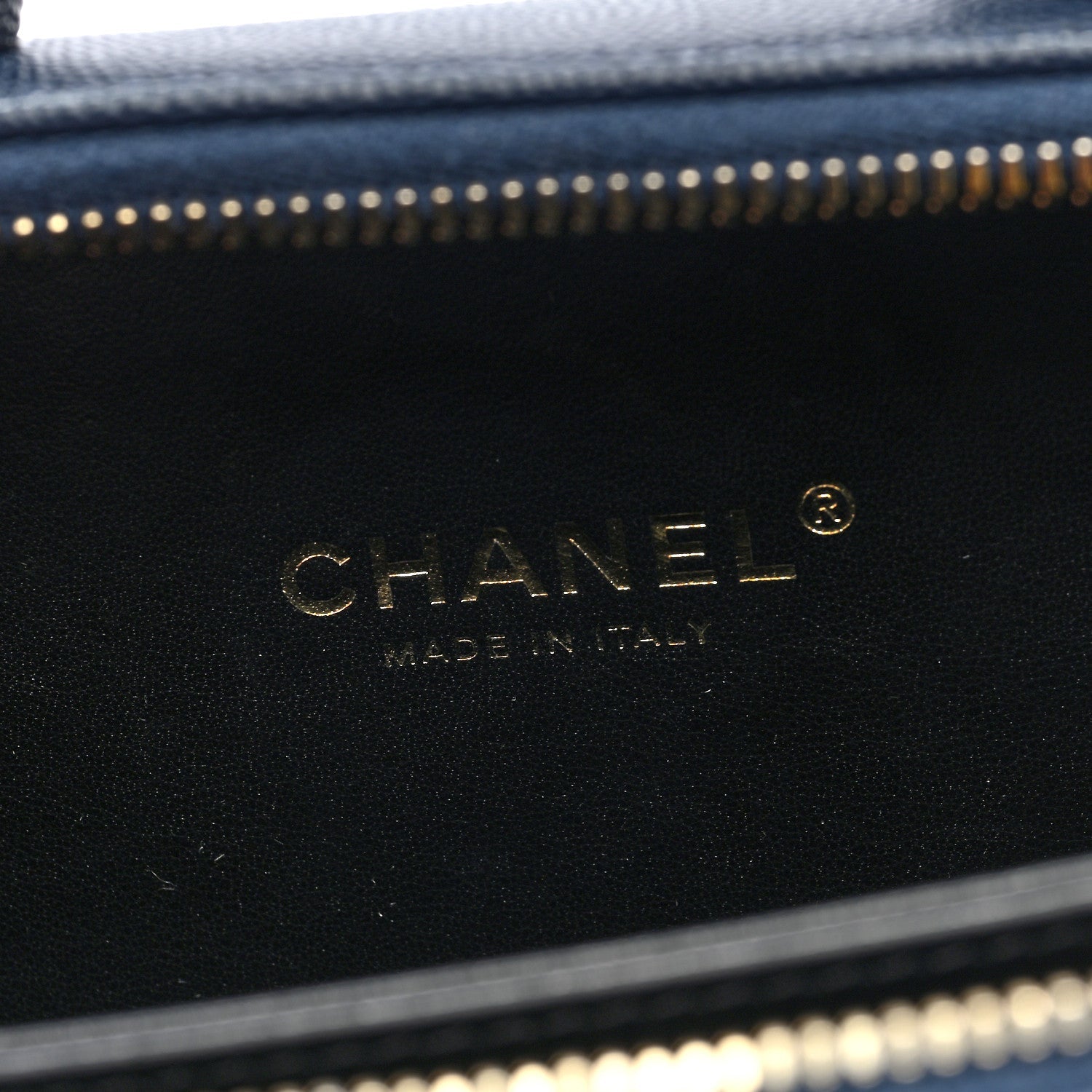 Caviar Quilted Small CC Filigree Vanity Case Navy Black