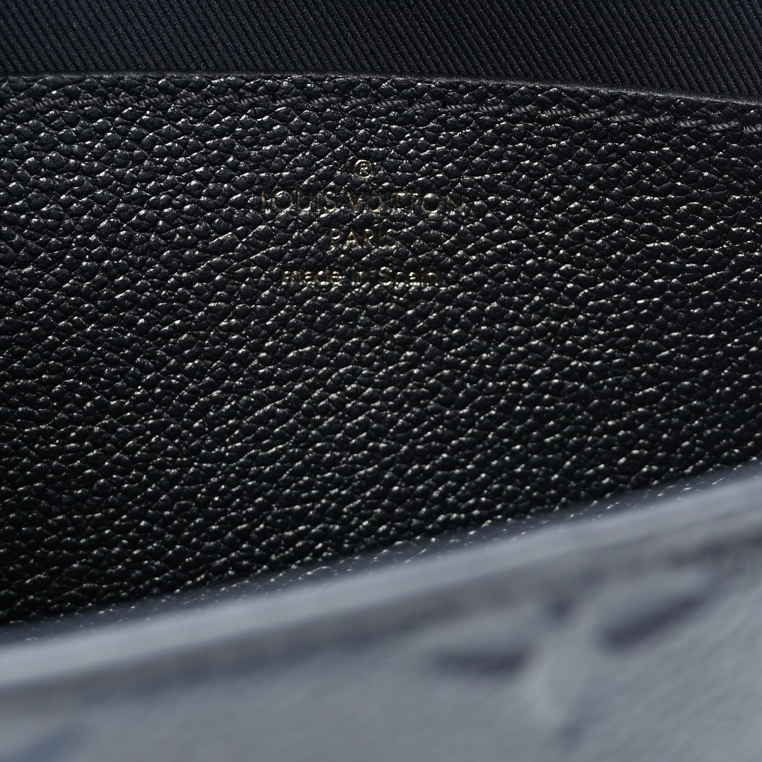 Metallic Empreinte Metis Wallet On Chain Navy Nacre