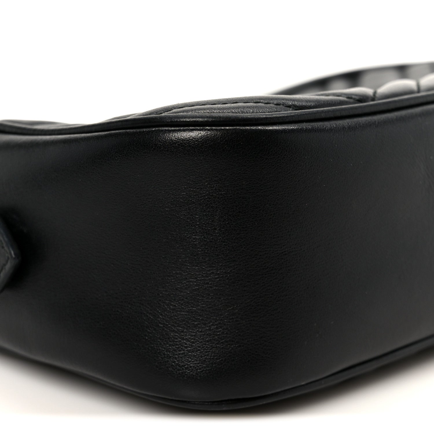 Calfskin Matelasse Small GG Marmont Chain Shoulder Bag Black