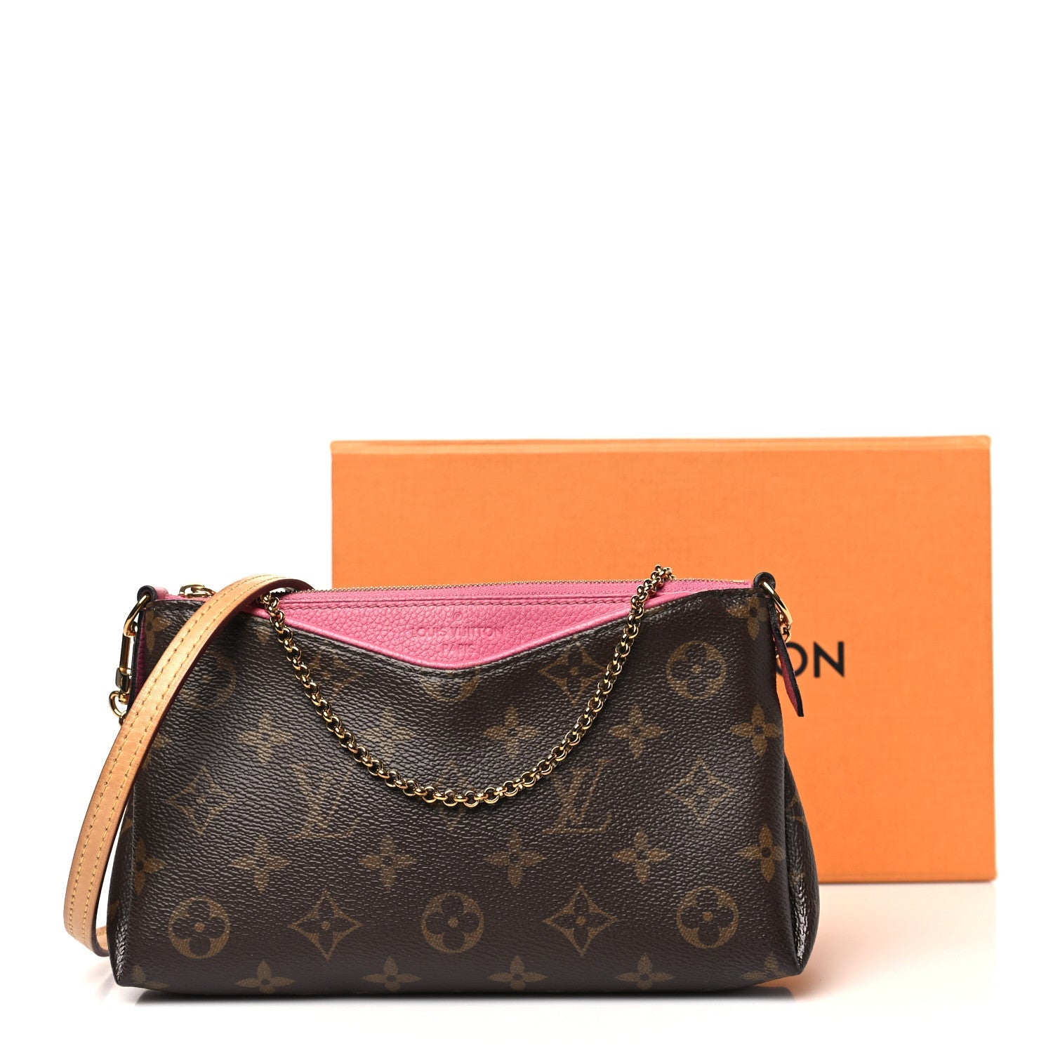 Monogram Pallas Clutch Rose Fizzy