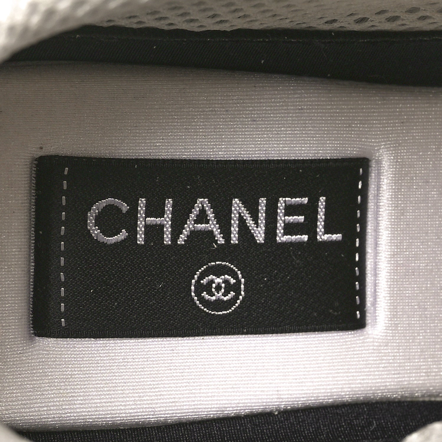 Fabric Suede Calfskin Logo Sneakers 41 White Light Gray