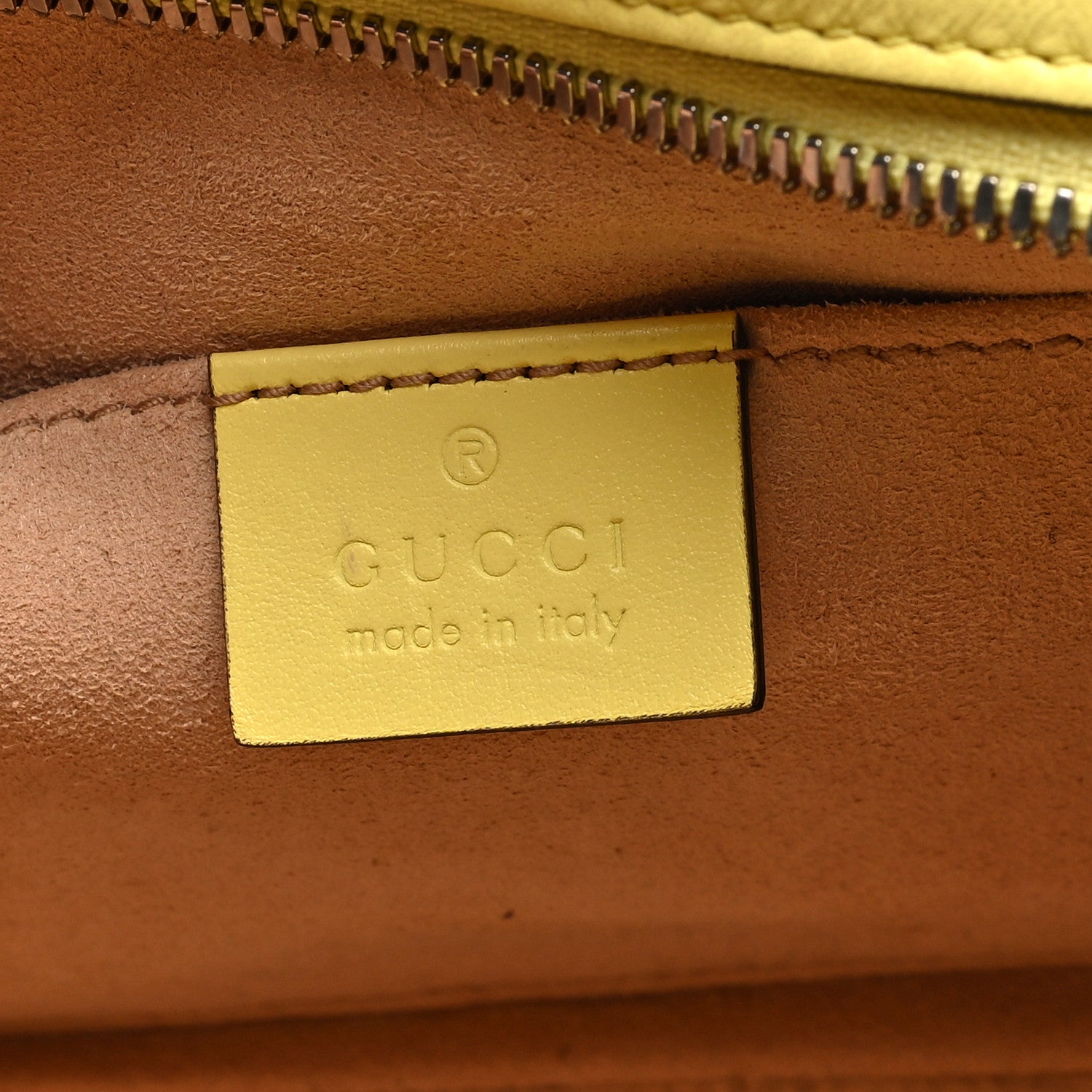Calfskin Matelasse Small GG Marmont Chain Shoulder Bag Banana