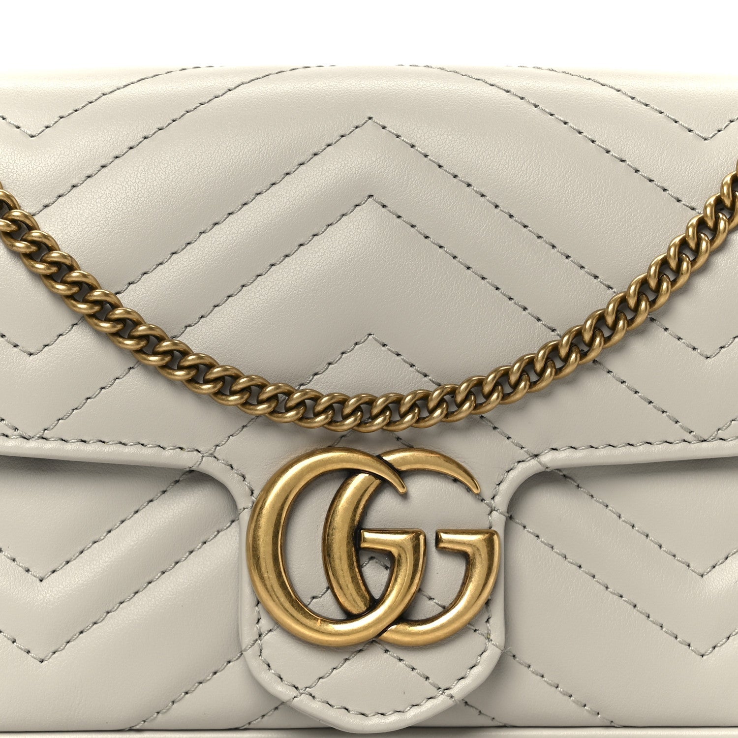 Calfskin Matelasse Mini GG Marmont Shoulder Bag With Card Holder White Light Grey
