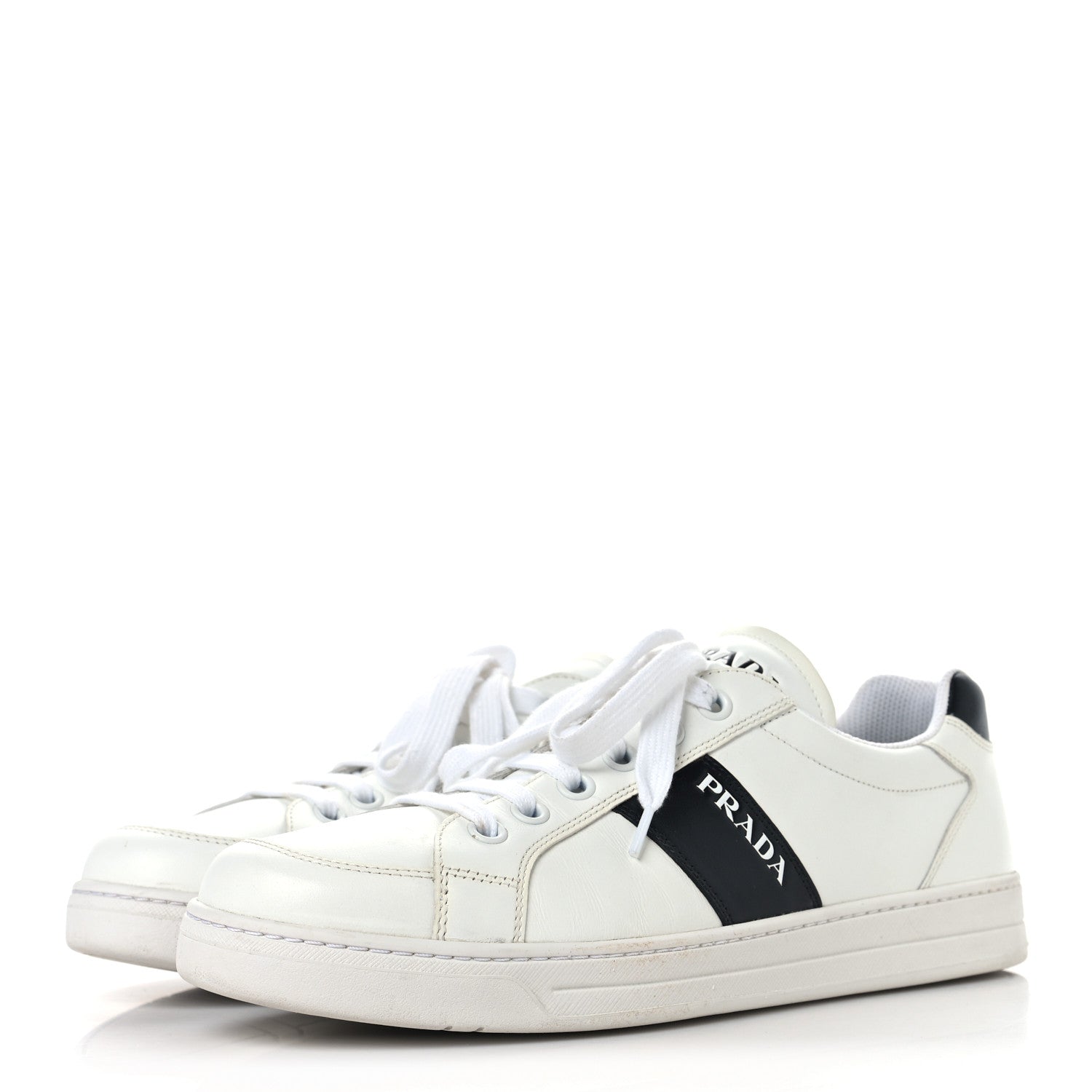 Calfskin Mens Low Top Sneakers 9 White