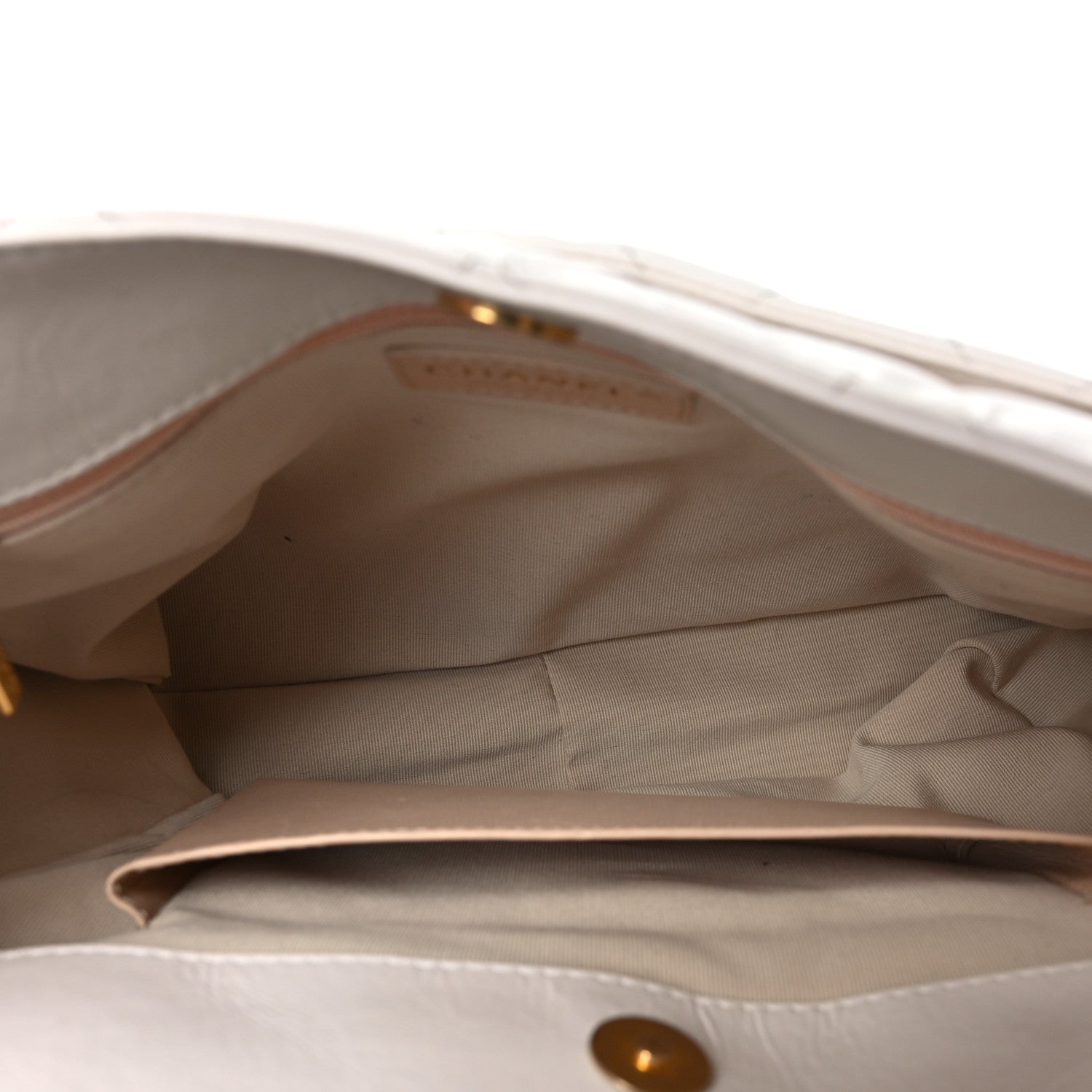Shiny Crumpled Calfskin Quilted Large Wavy CC Hobo White