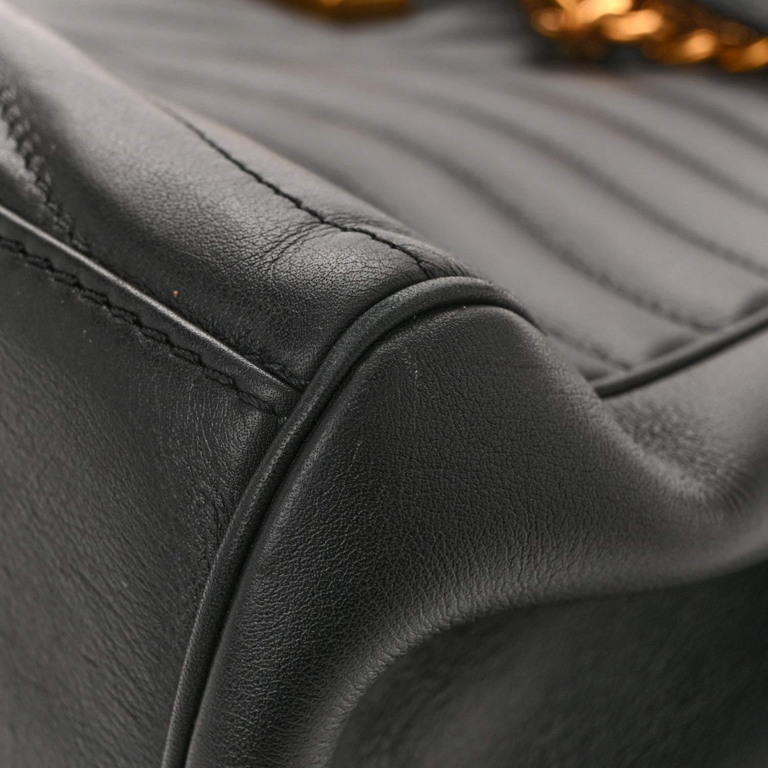 Calfskin New Wave Chain Tote Black