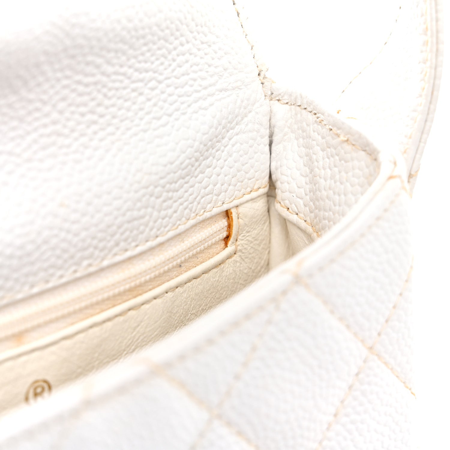Caviar CC Shoulder Bag White