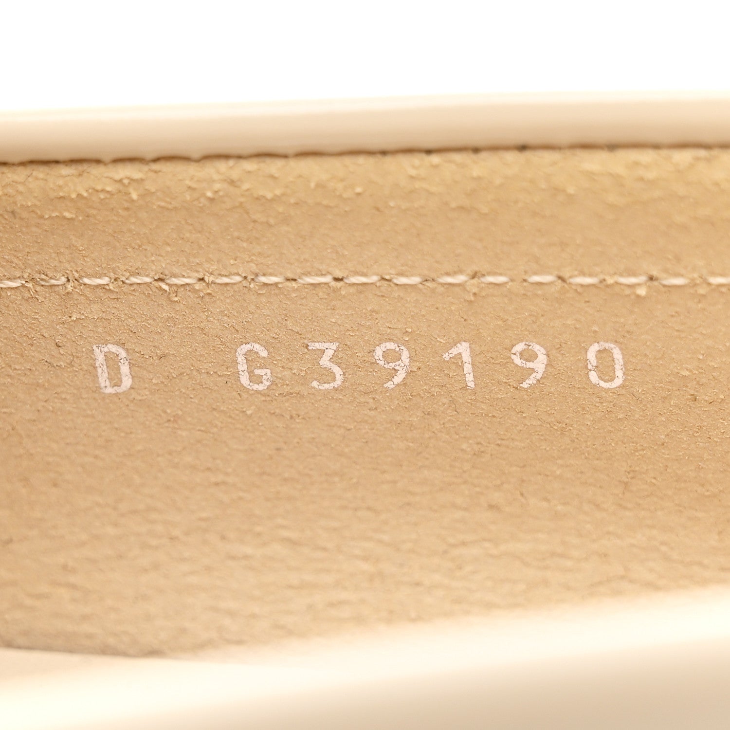 Shiny Calfskin Logo Loafers 39.5 Beige