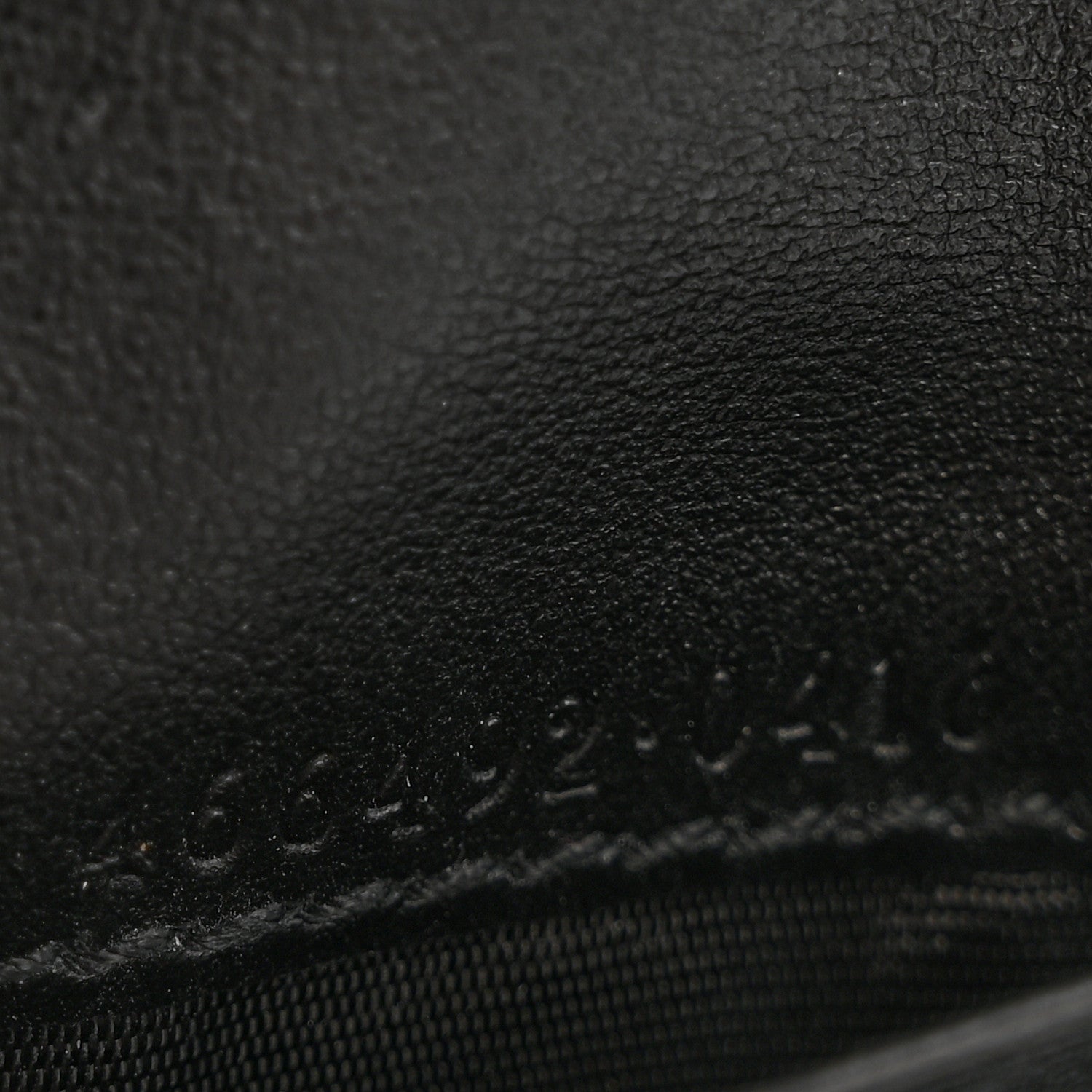 Calfskin Matelasse GG Marmont Card Case Wallet Black