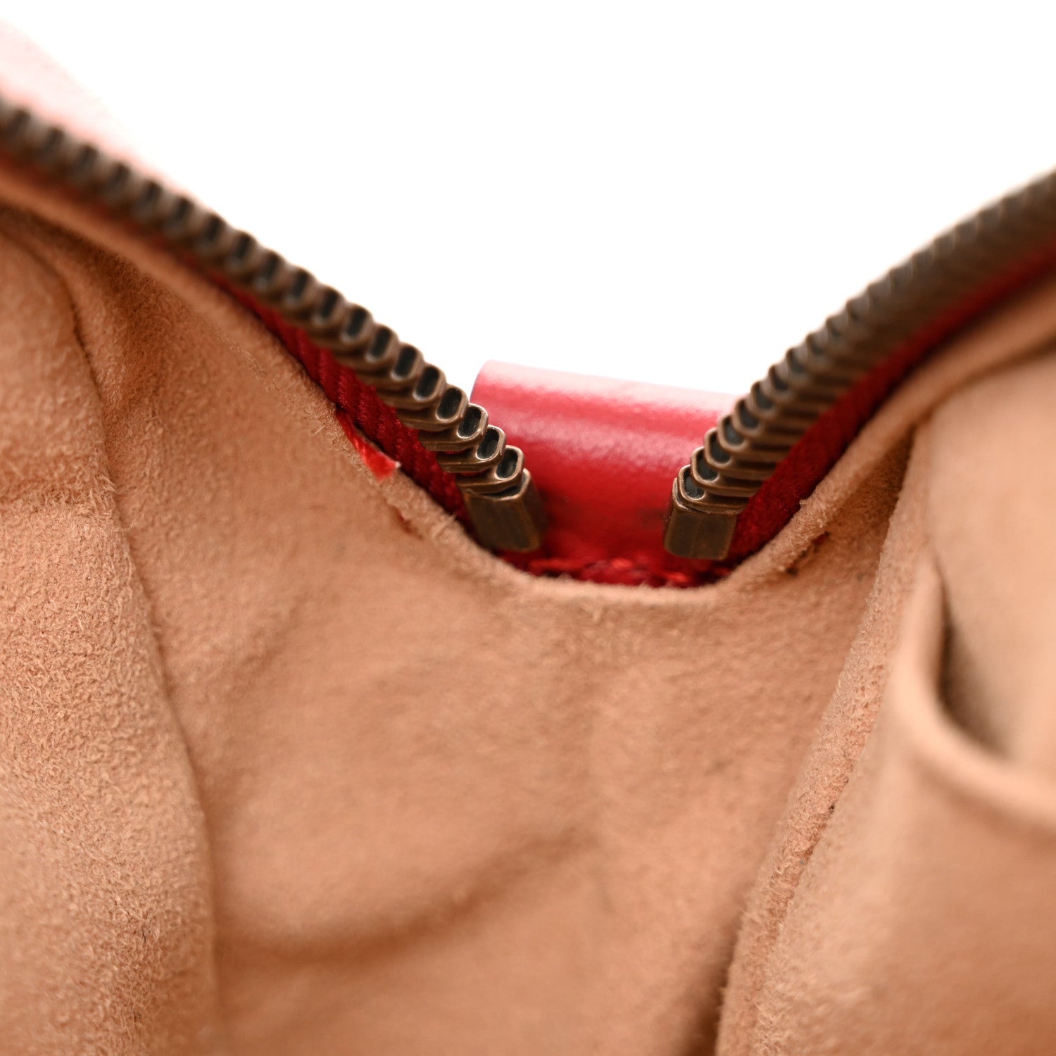 Calfskin Matelasse Mini GG Marmont Chain Shoulder Bag Hibiscus Red