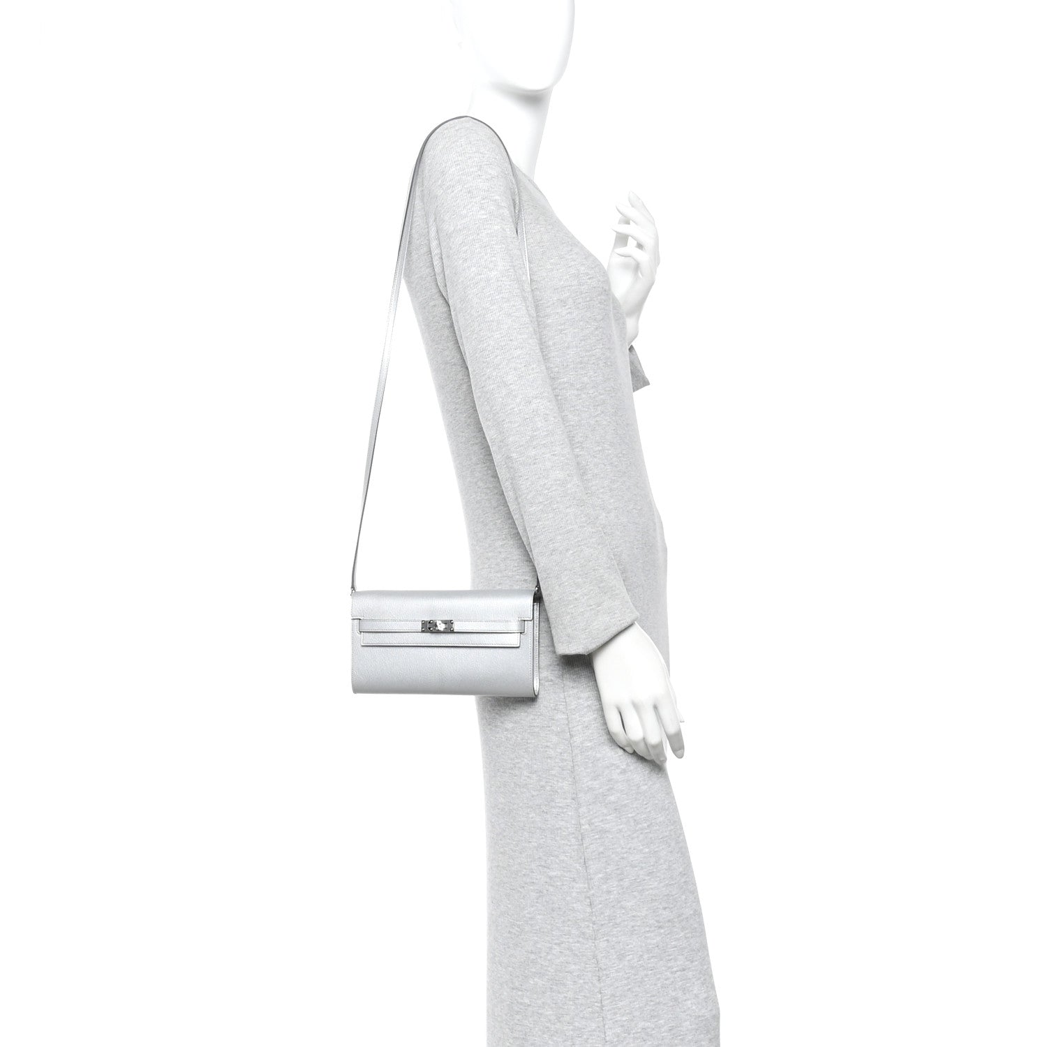 Metallic Chevre Chamkilight Kelly Wallet To Go Argent