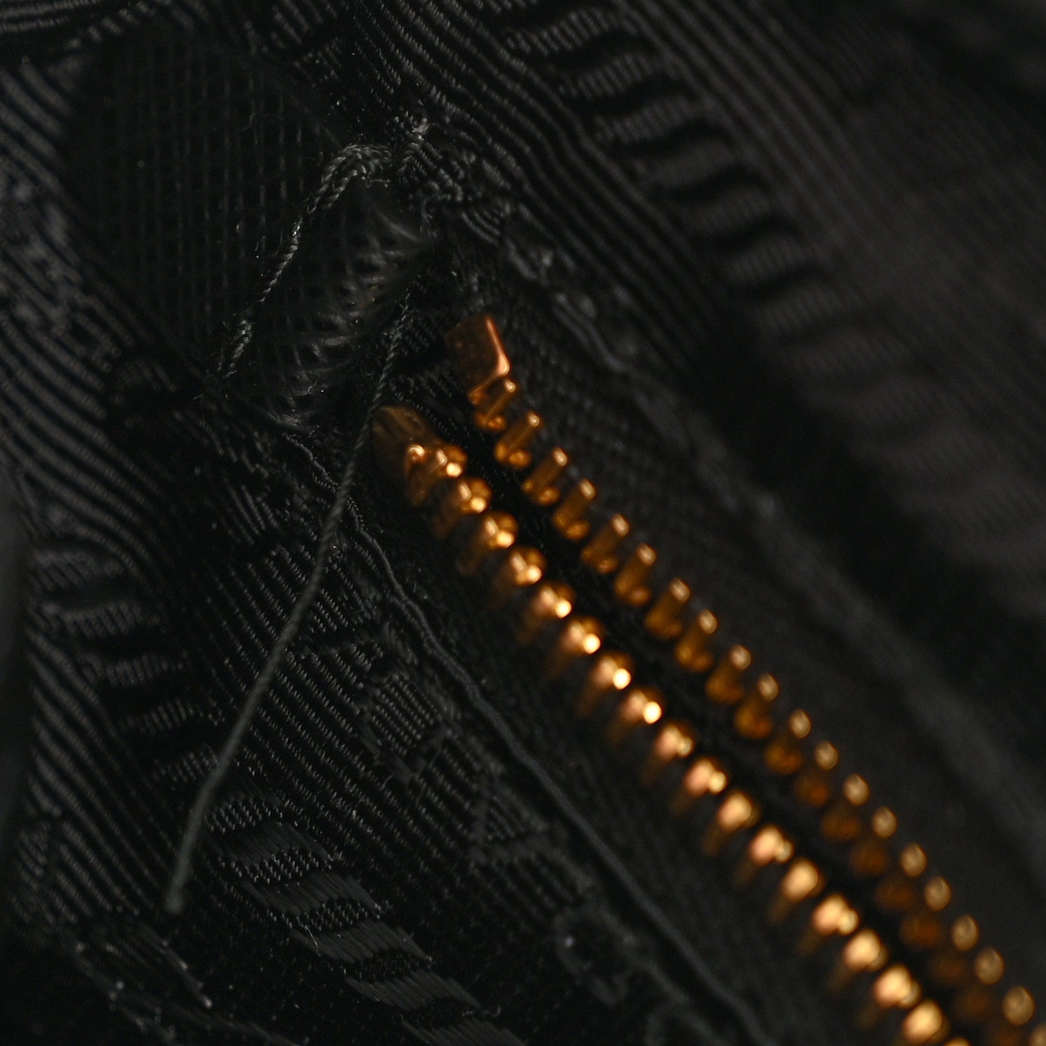 Re-Nylon Pouch Black