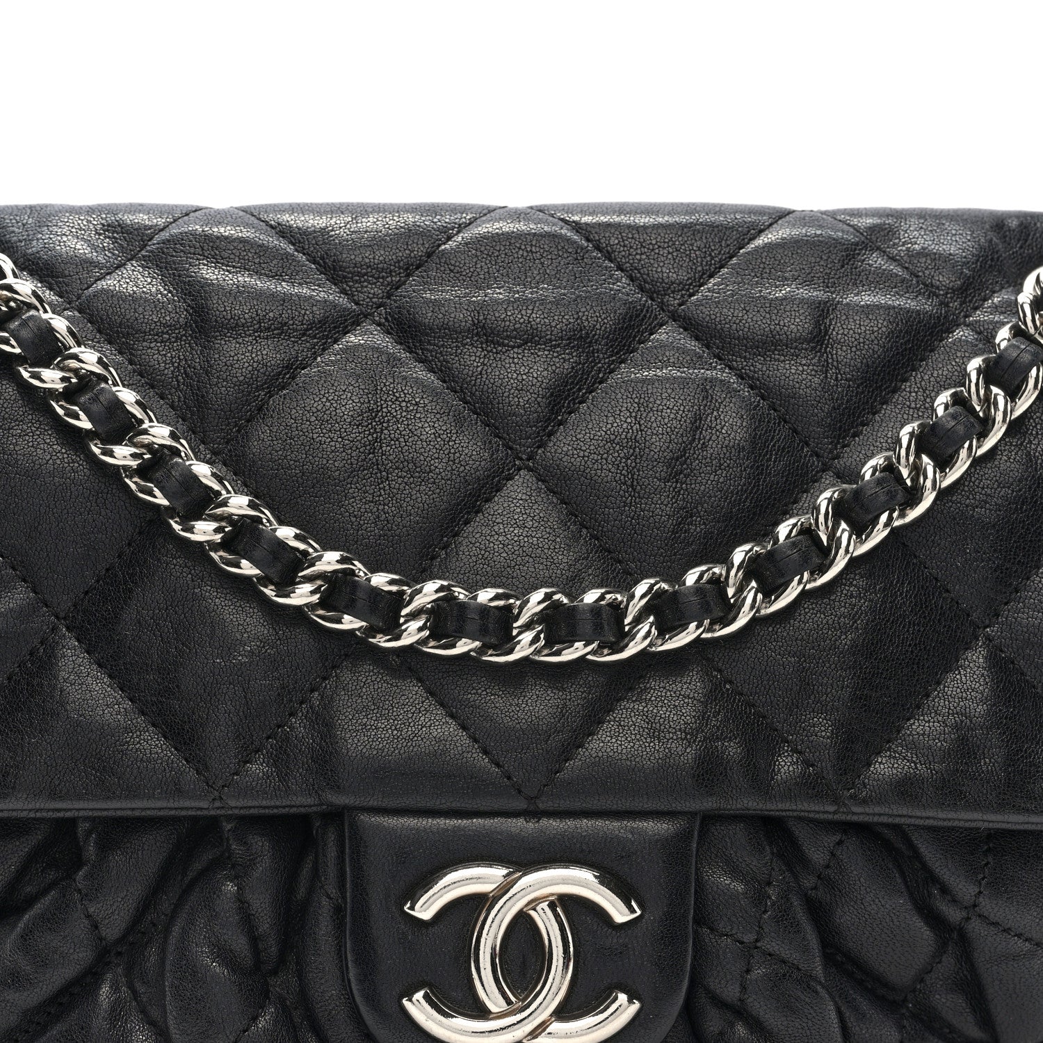 Washed Lambskin Quilted Medium Chain Around Messenger Black