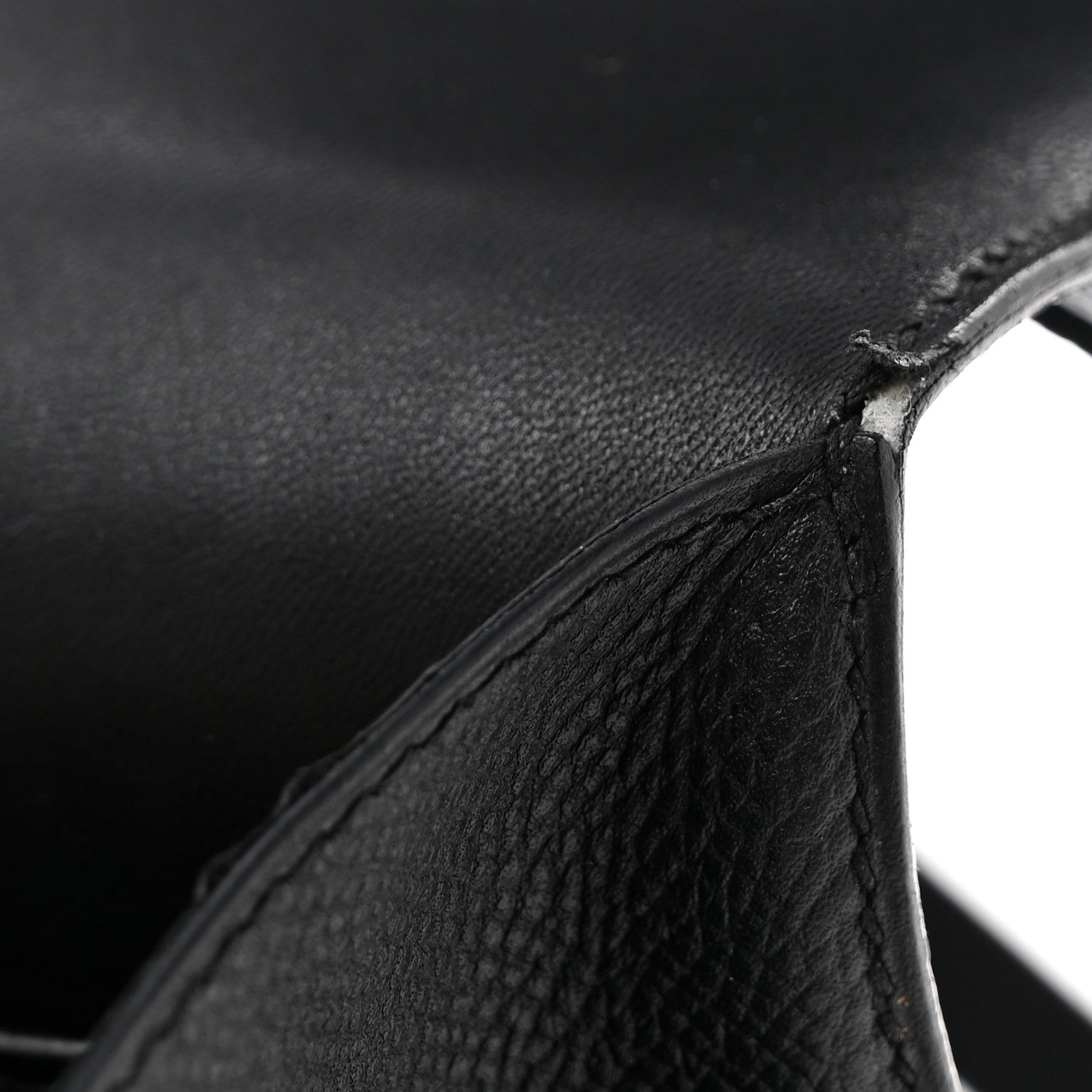 Epsom Constance 18 Black