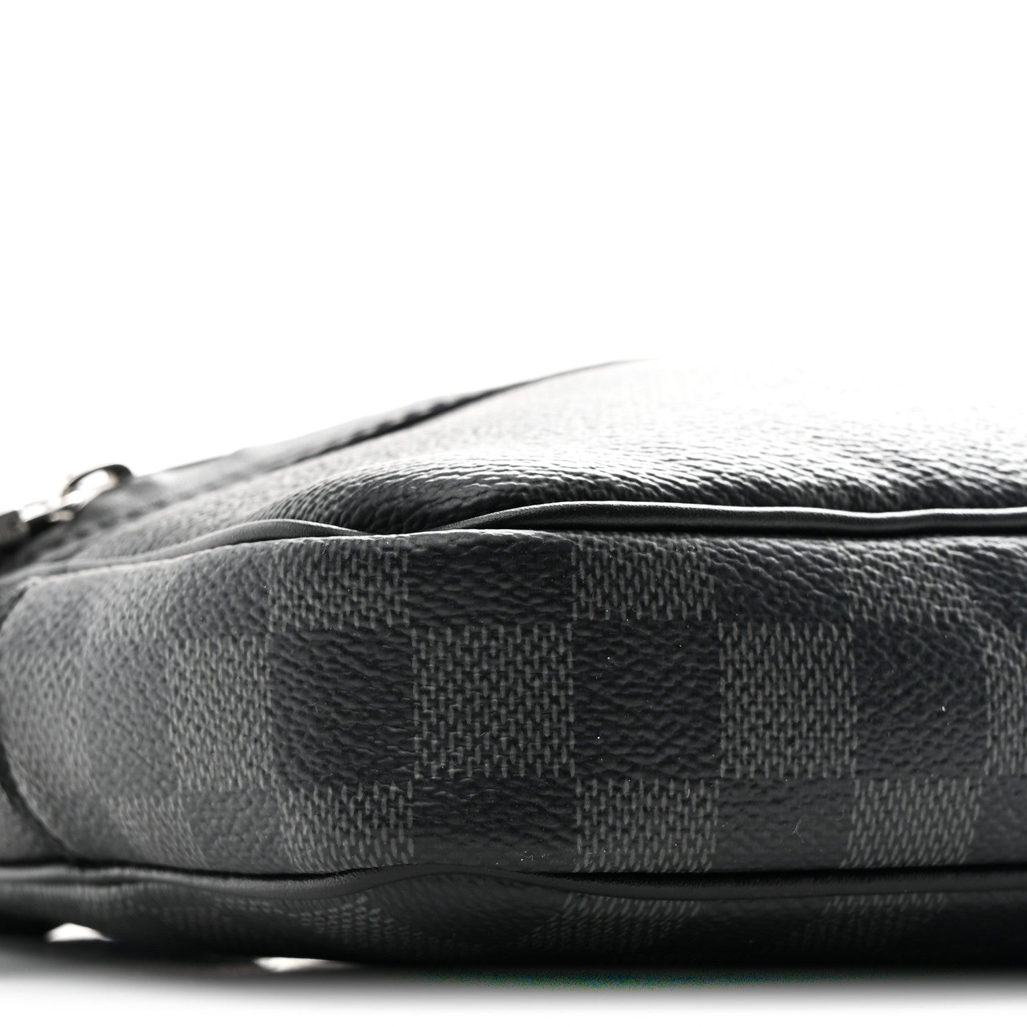 Damier Graphite Scott Messenger
