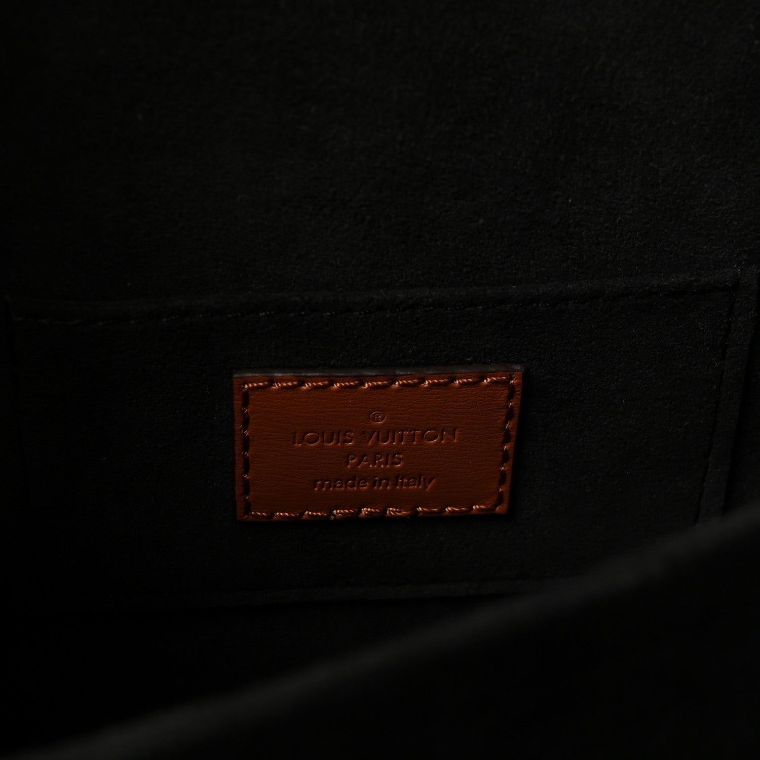 Reverse Monogram Dauphine Mini