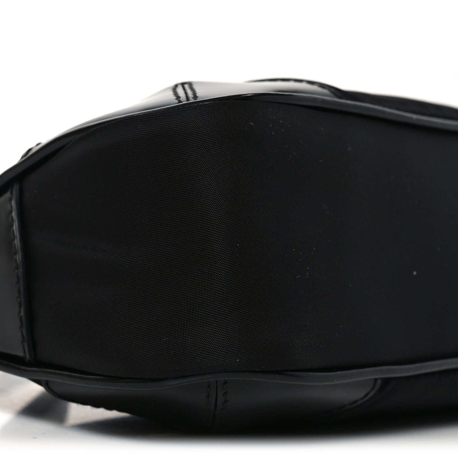 Re-Nylon Spazzolato Re-Edition 2002 Shoulder Bag Black