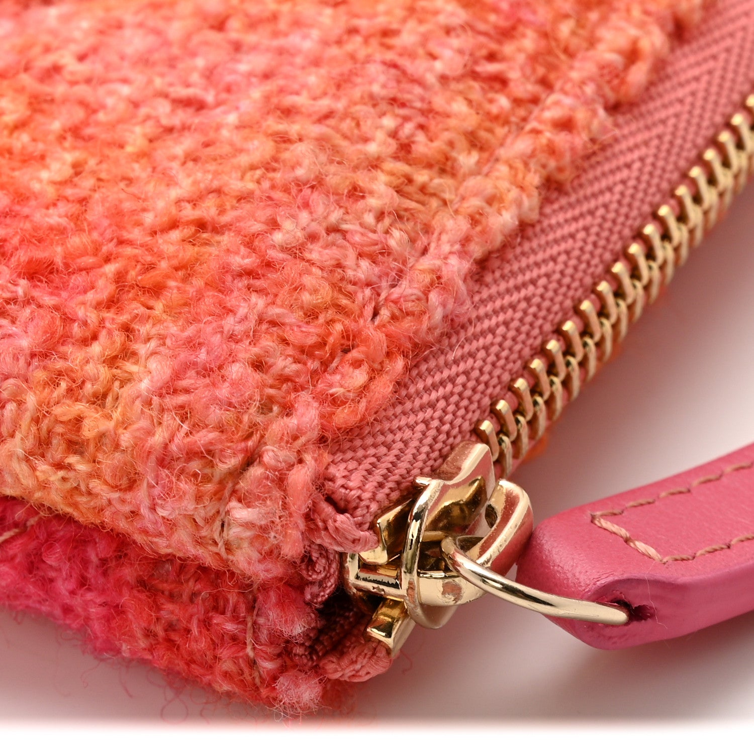Tweed Large Chanel 19 Cosmetic Case Coral Pink