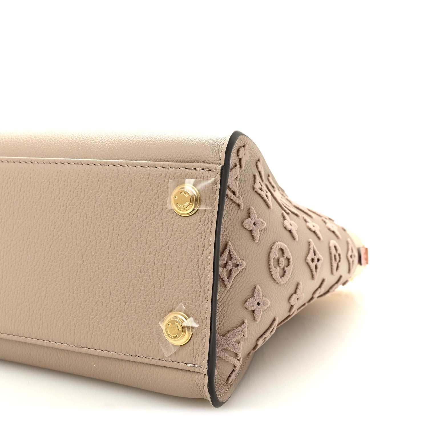 Calfskin Monogram Tufting On My Side Galet