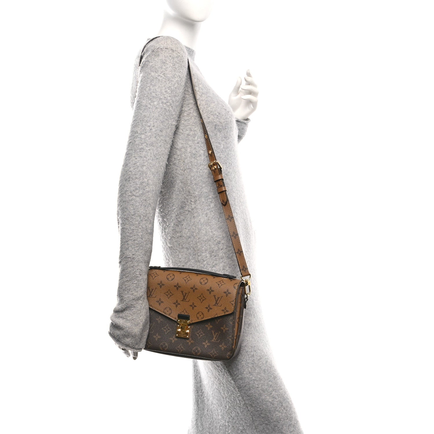 Reverse Monogram Pochette Metis