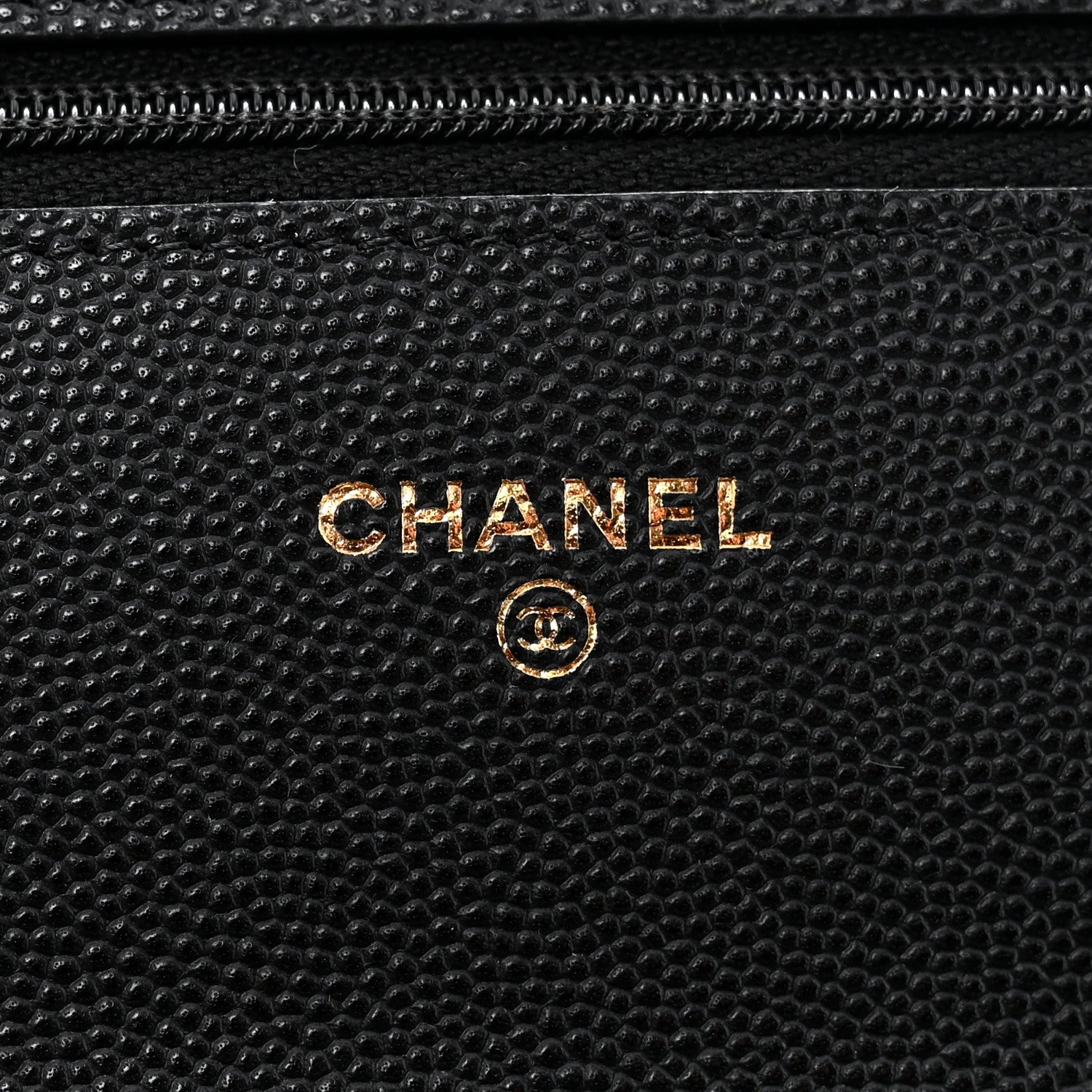 Shiny Caviar Quilted Turnlock Top Handle Wallet On Chain WOC Black