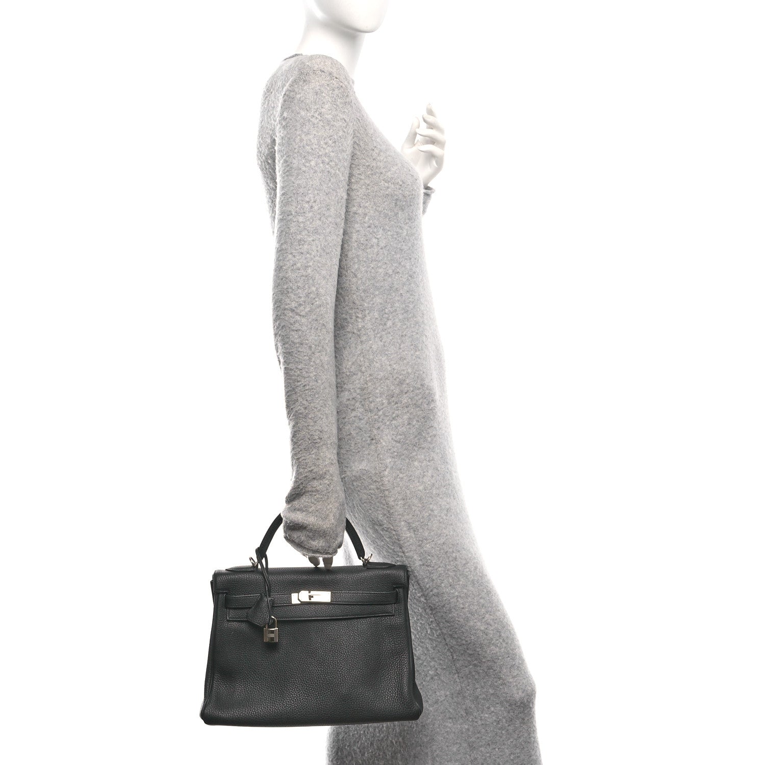 Togo Kelly Retourne 32 Black