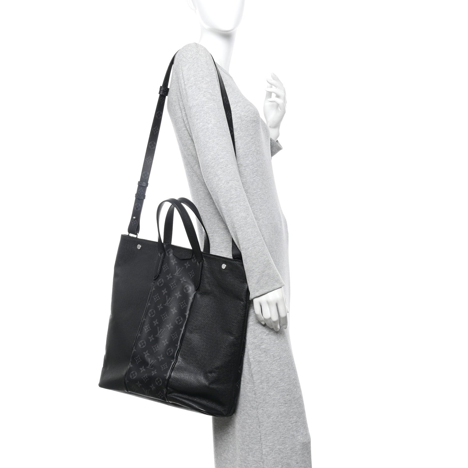 Taiga Monogram Eclipse Outdoor Tote Black