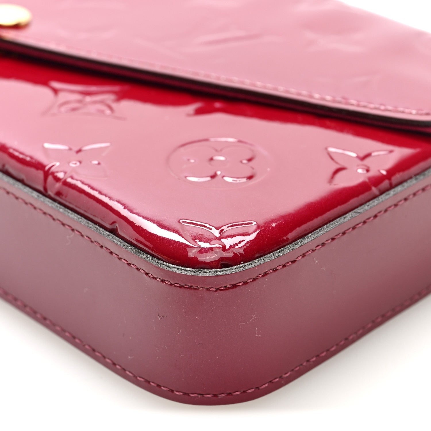 Vernis Felicie Chain Wallet Magenta