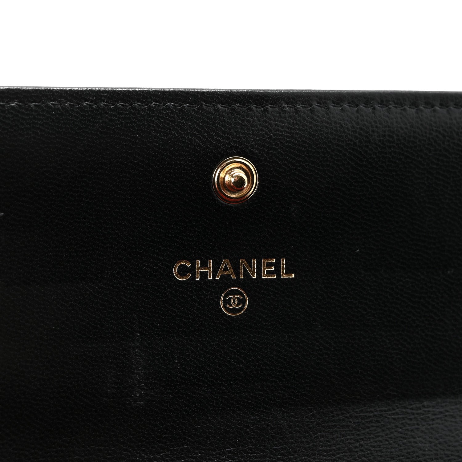 Lambskin Quilted Chanel 19 Flap Wallet Black