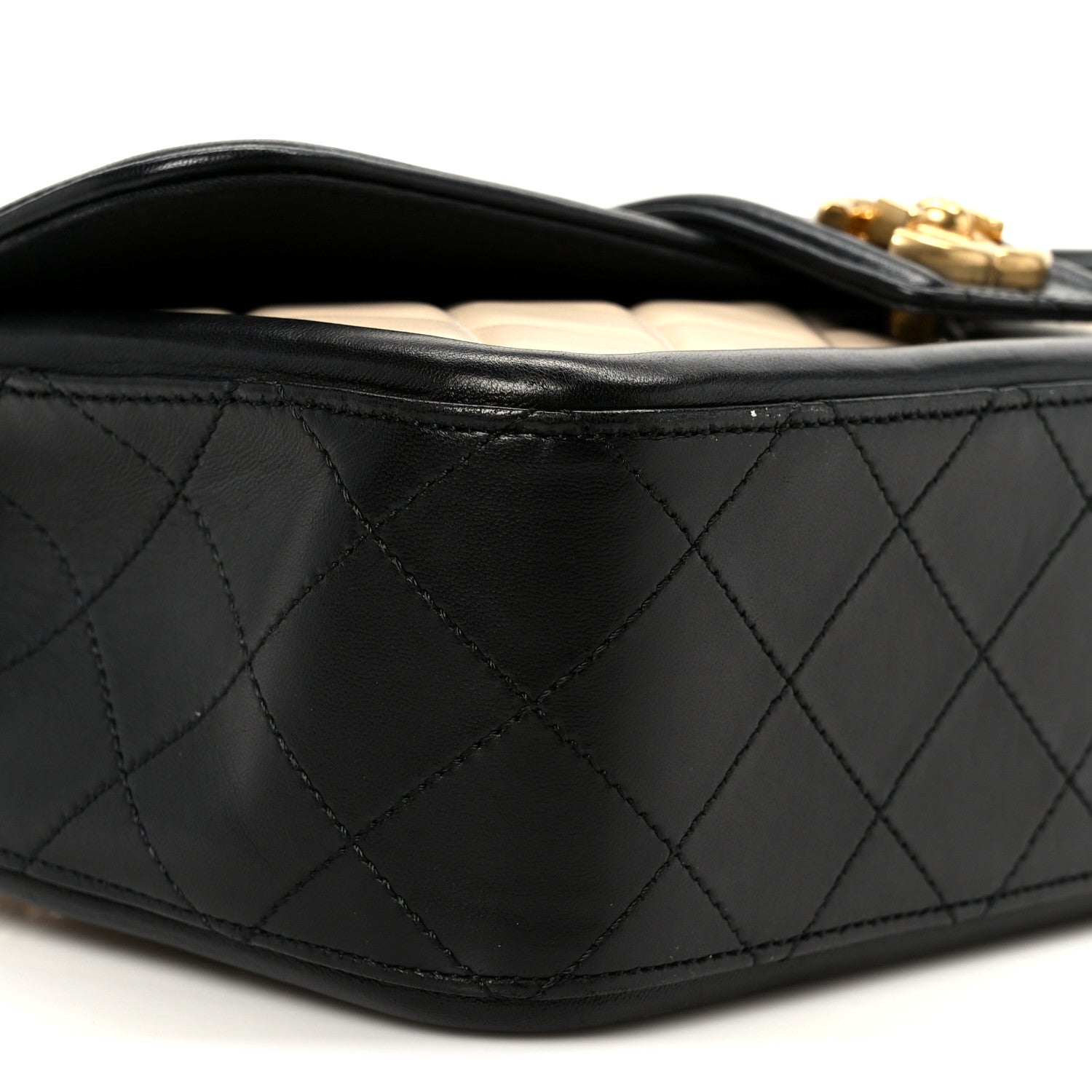 Lambskin Quilted Medium Elegant CC Flap Beige Black