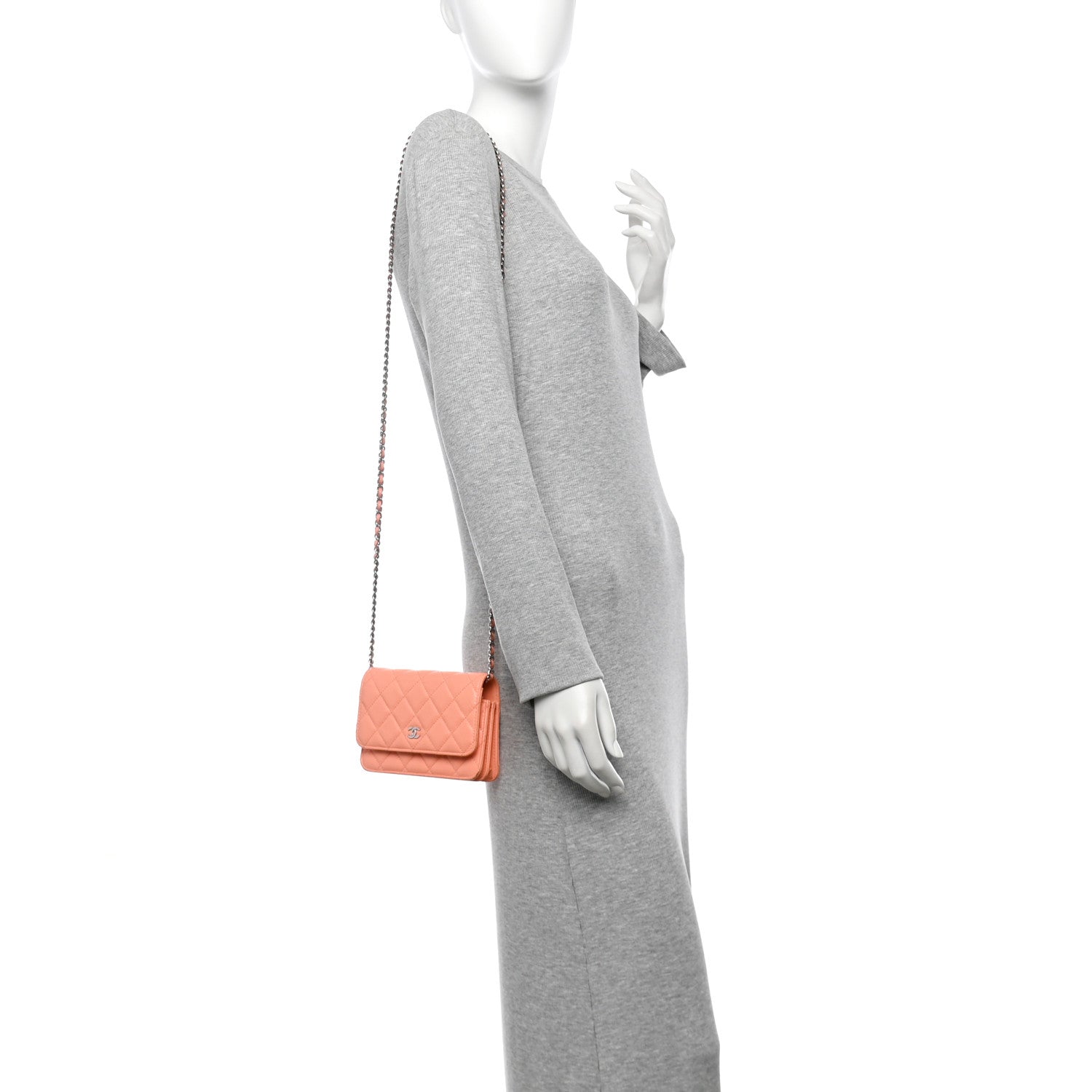Caviar Quilted Mini Wallet On Chain WOC Coral