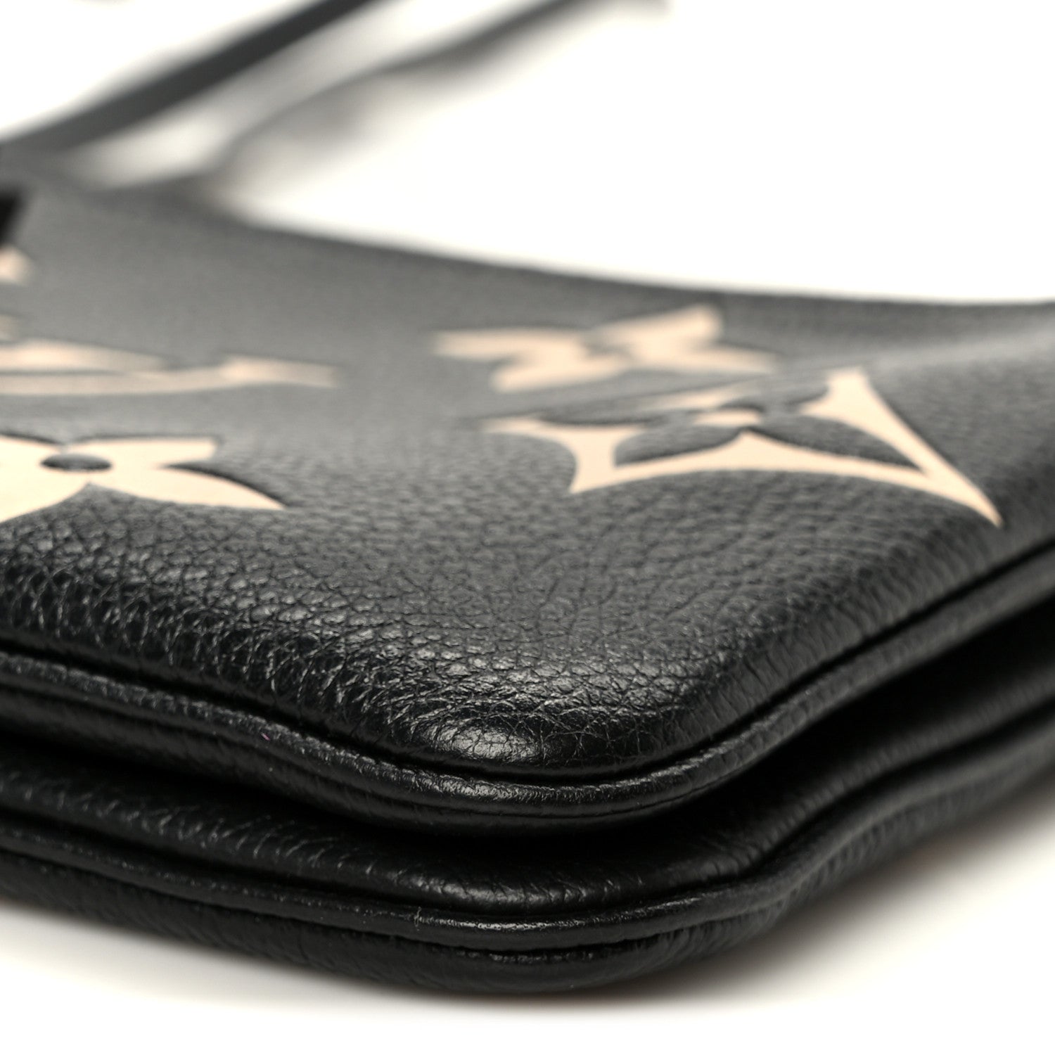 Empreinte Monogram Giant Double Zip Pochette Black Cream