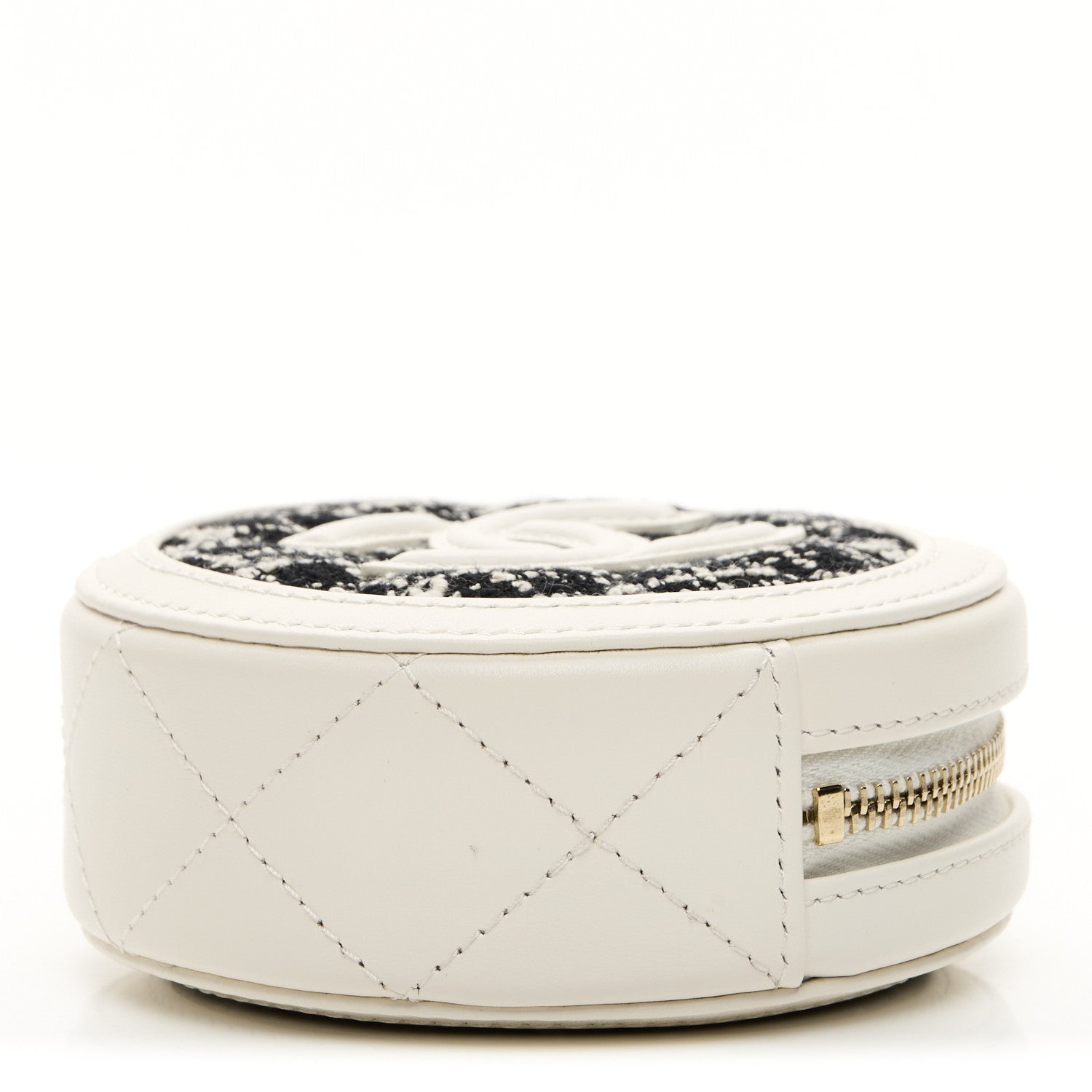 Tweed Quilted Round Filigree Pouch With Chain White Black
