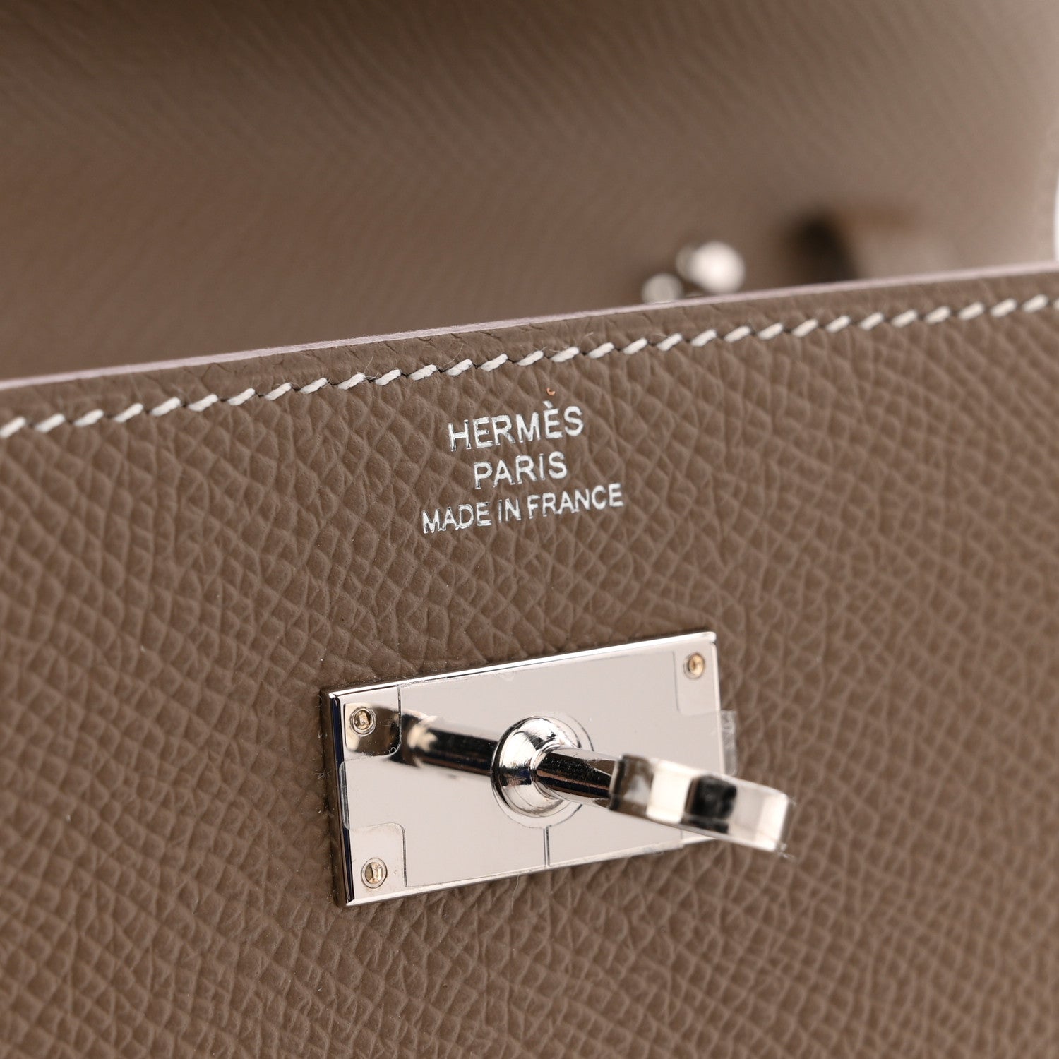 Epsom Kelly Wallet To Go Etoupe