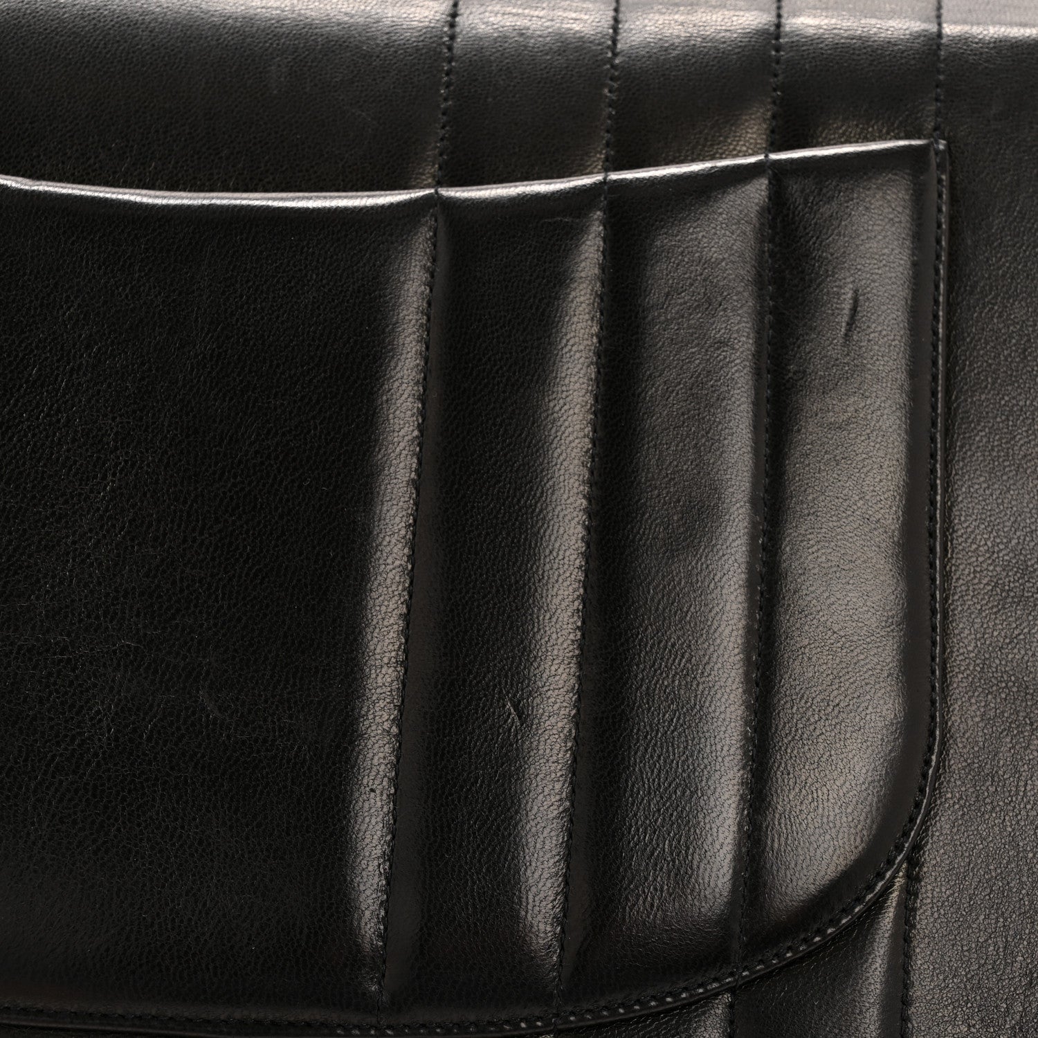 Lambskin Vertical Quilt Jumbo Single Flap Black